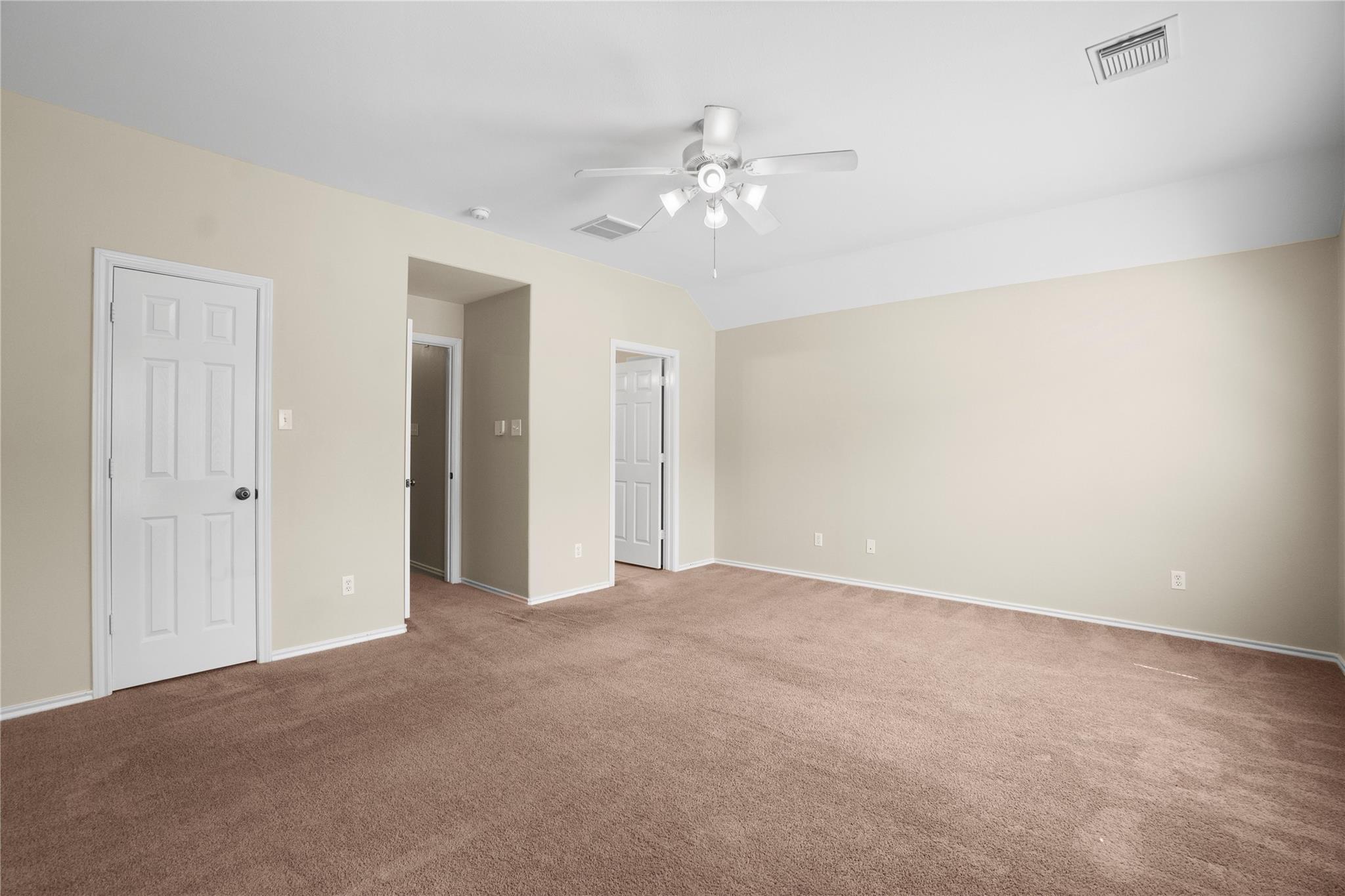 15 Blue Creek Place