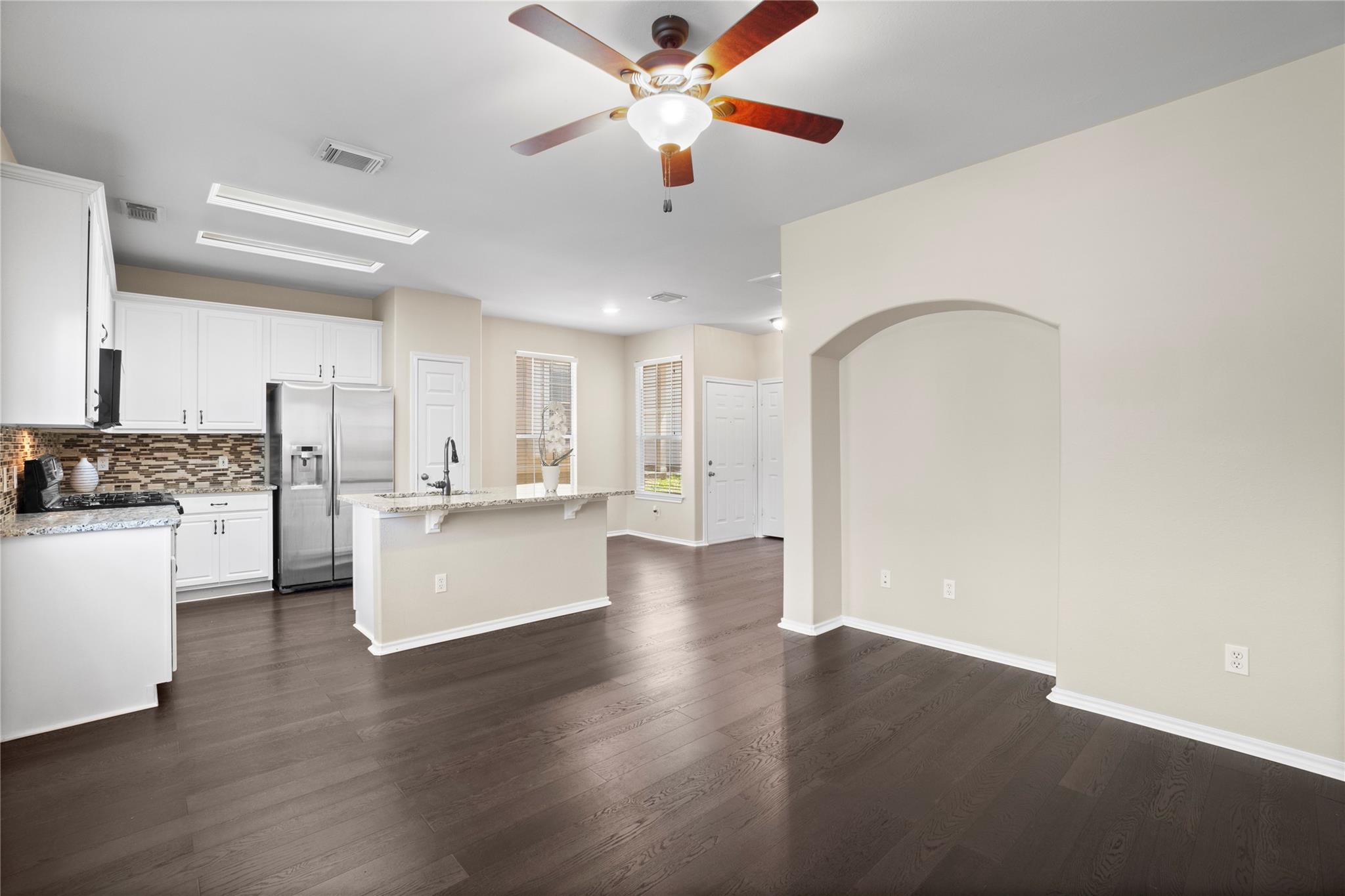 15 Blue Creek Place