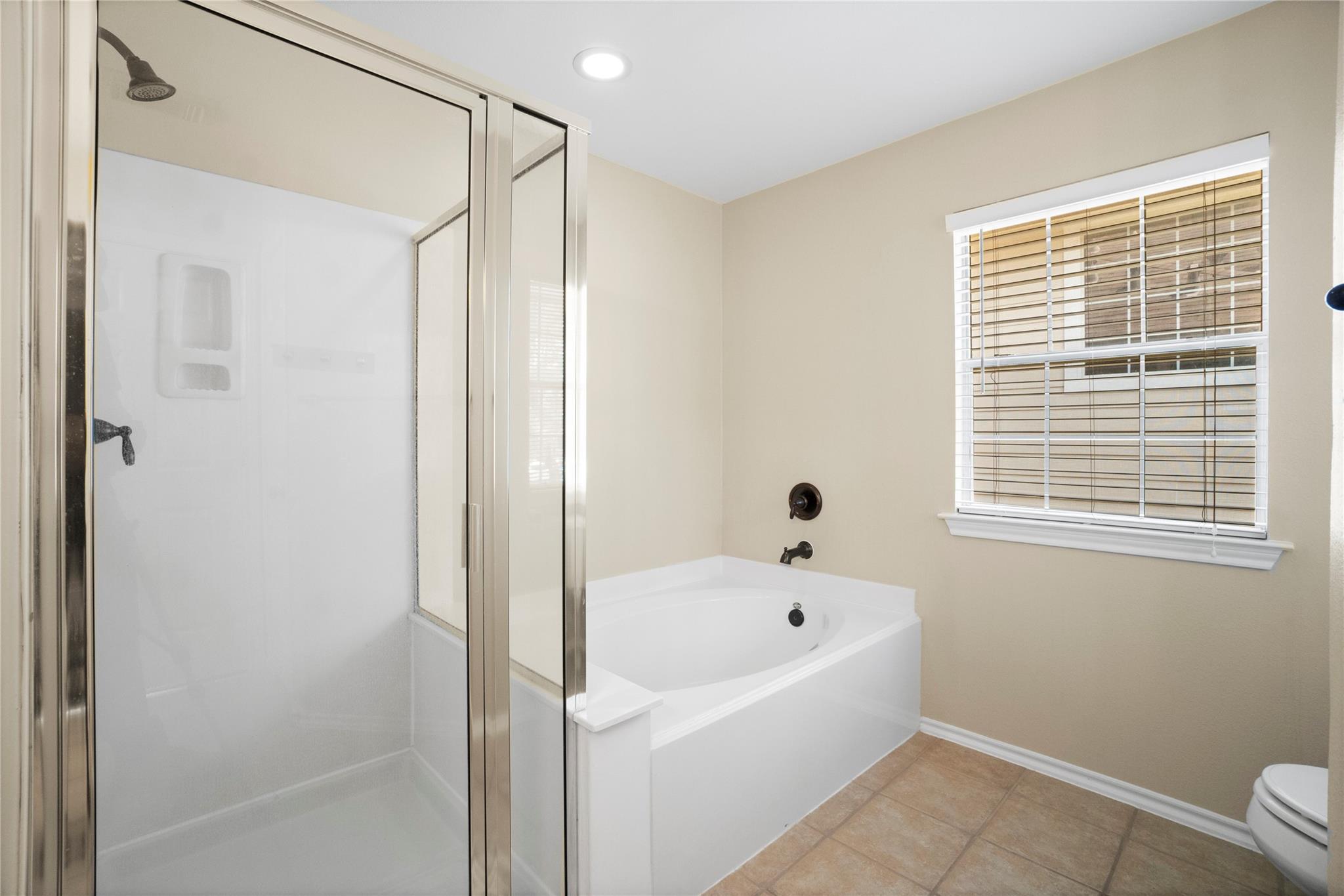 15 Blue Creek Place