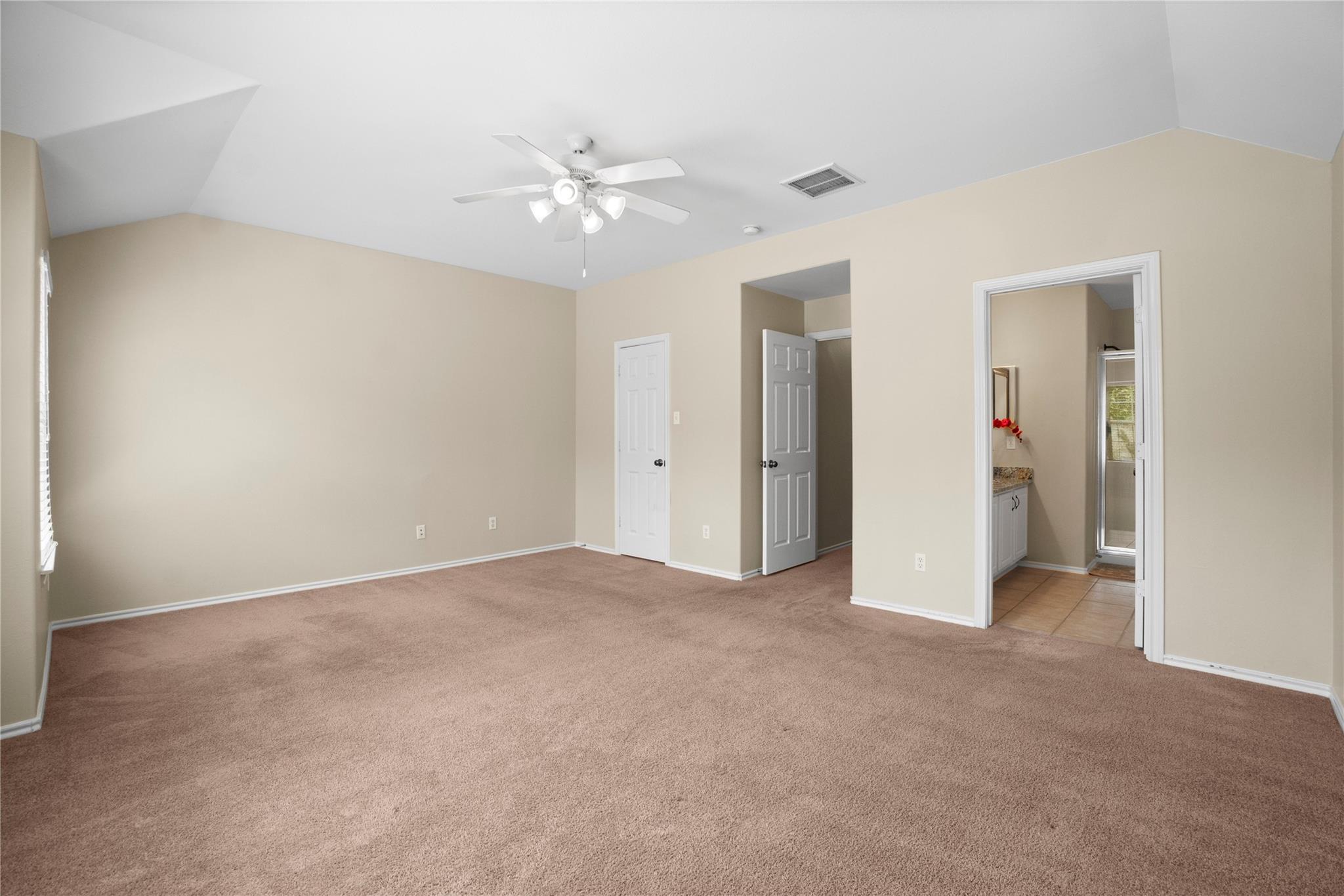 15 Blue Creek Place