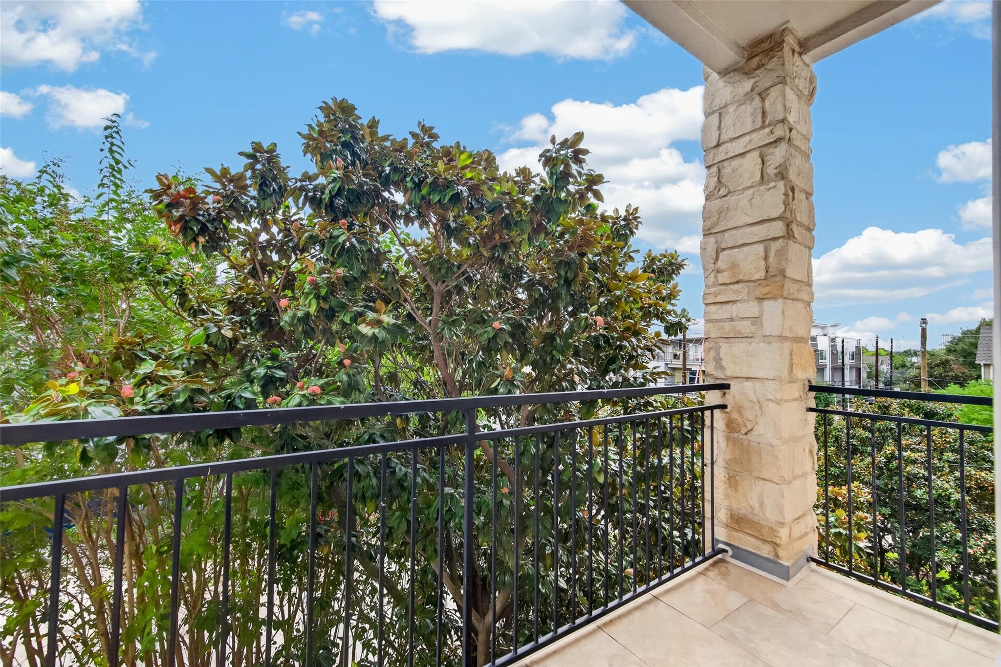 100 Willard Street # 21