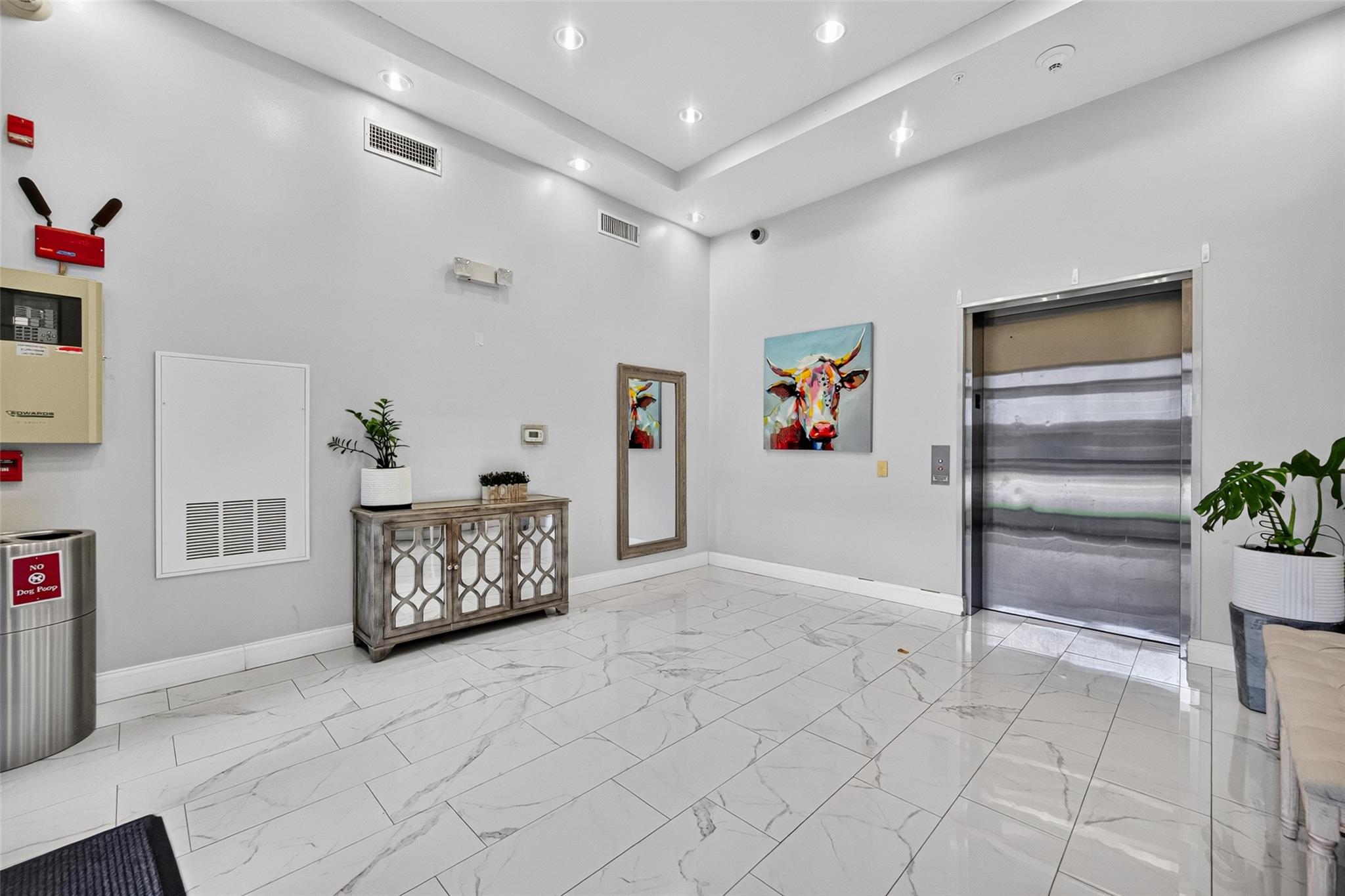 100 Willard Street # 21