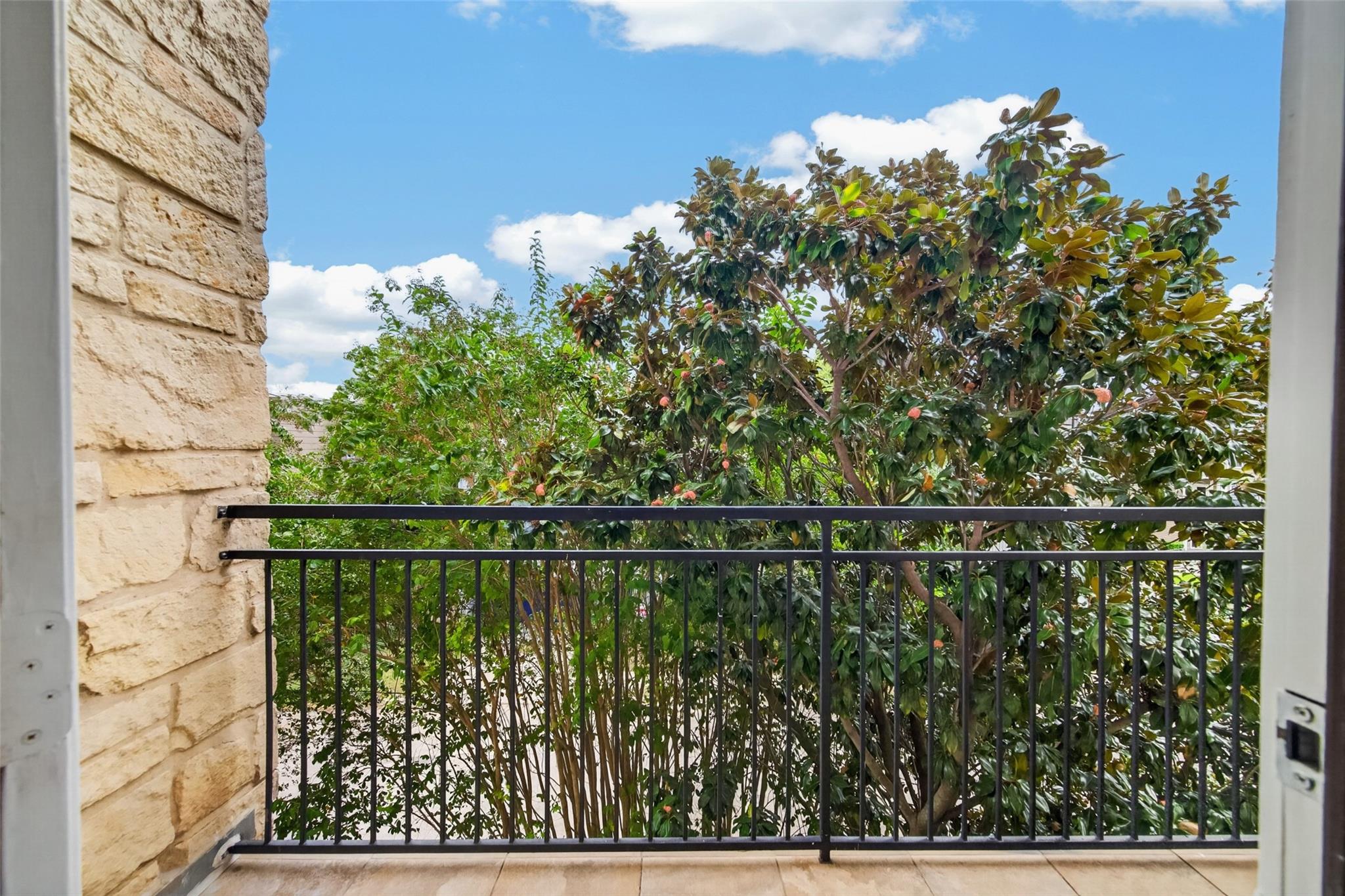 100 Willard Street # 21