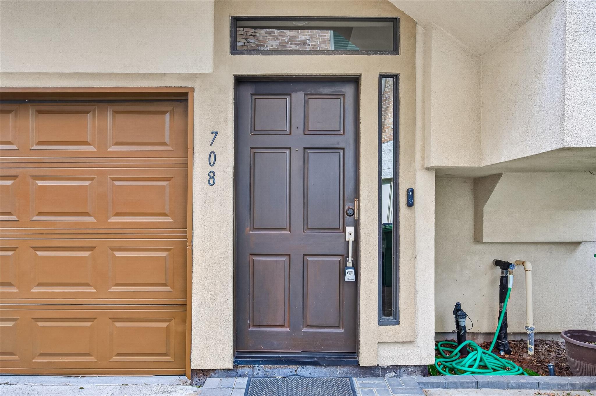 708 W Clay Street