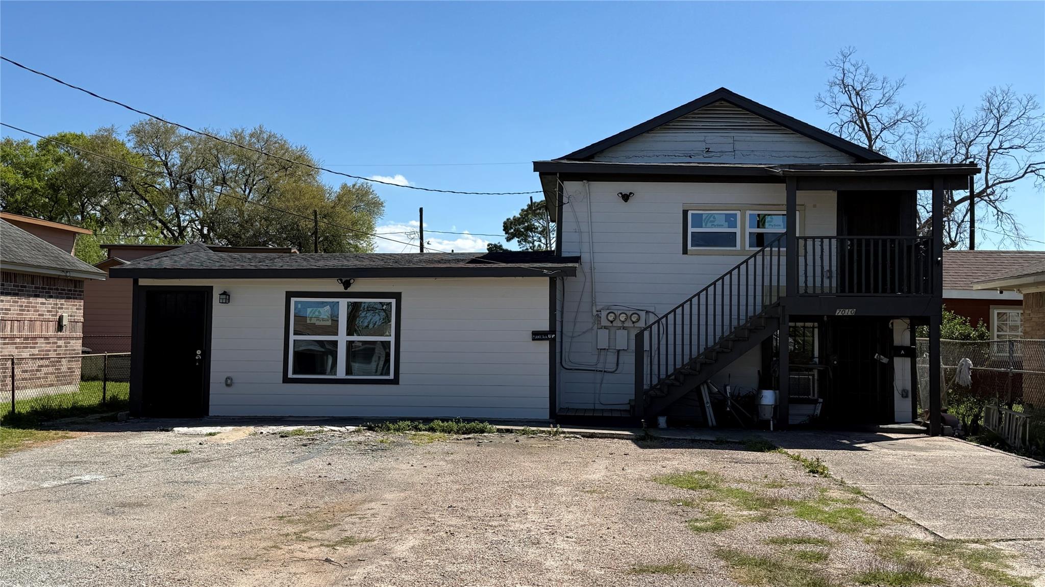 7010 Brownsville Street Unit: 1/2