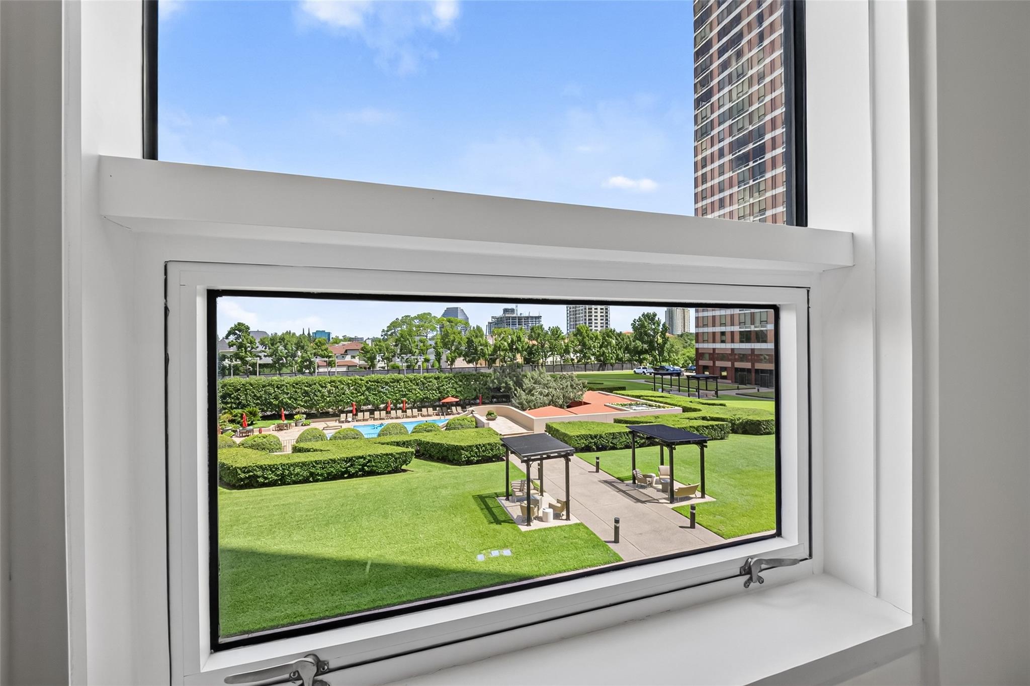 5110 San Felipe Street # 32W
