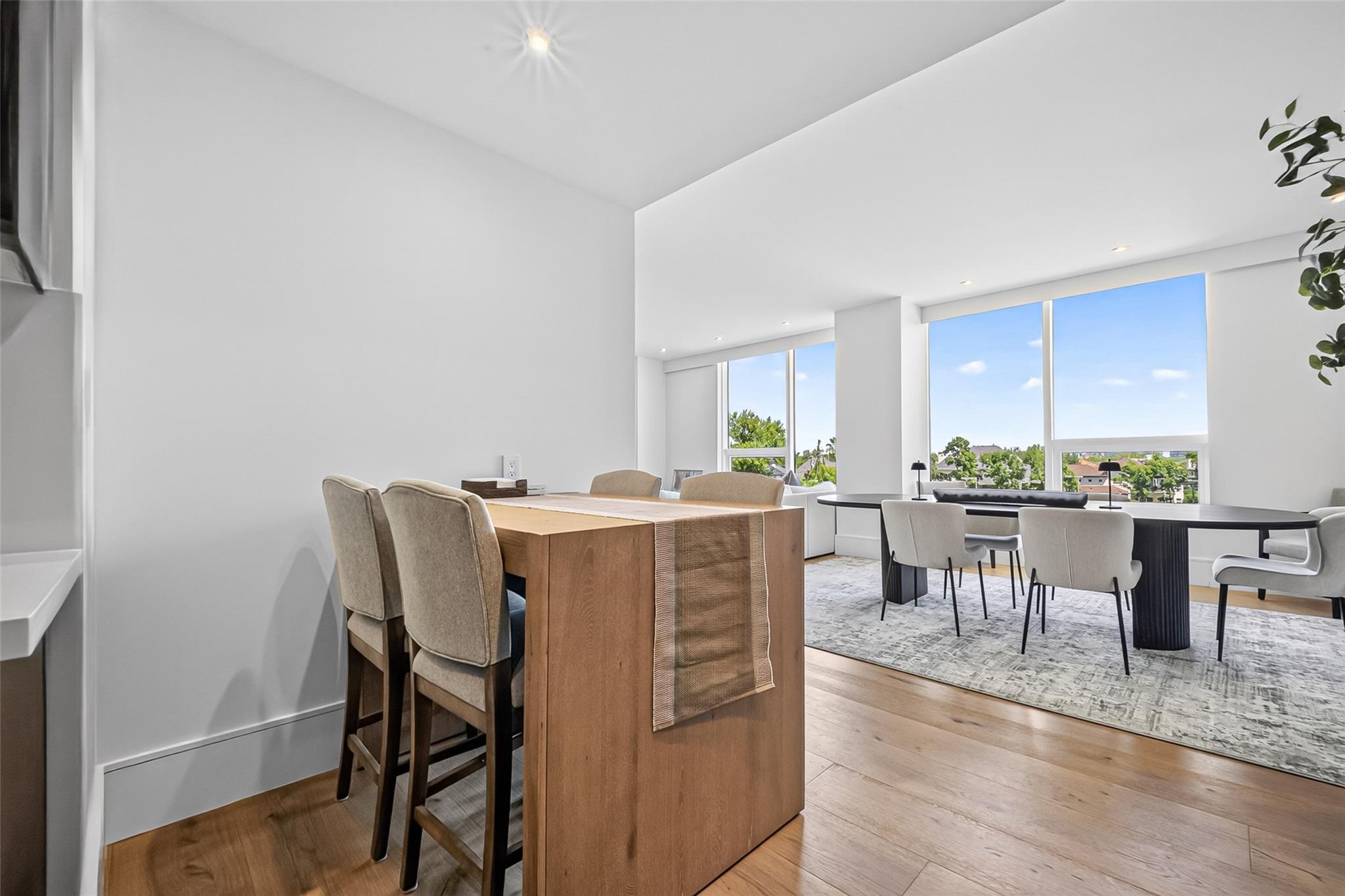 5110 San Felipe Street # 32W