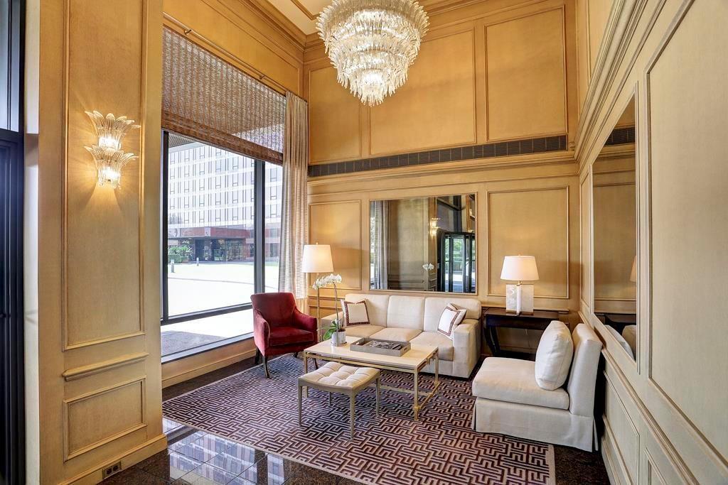 5110 San Felipe Street # 32W