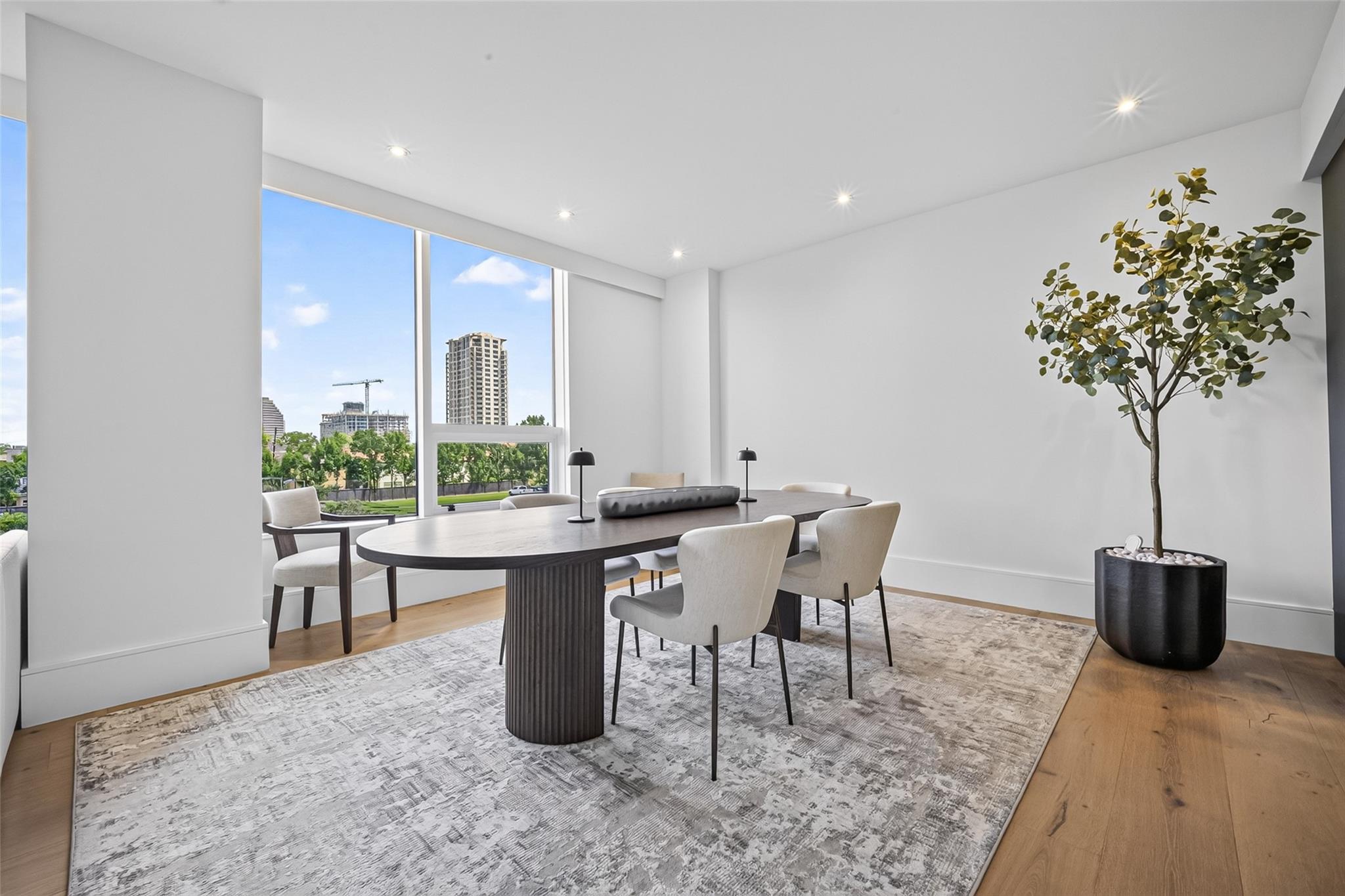 5110 San Felipe Street # 32W