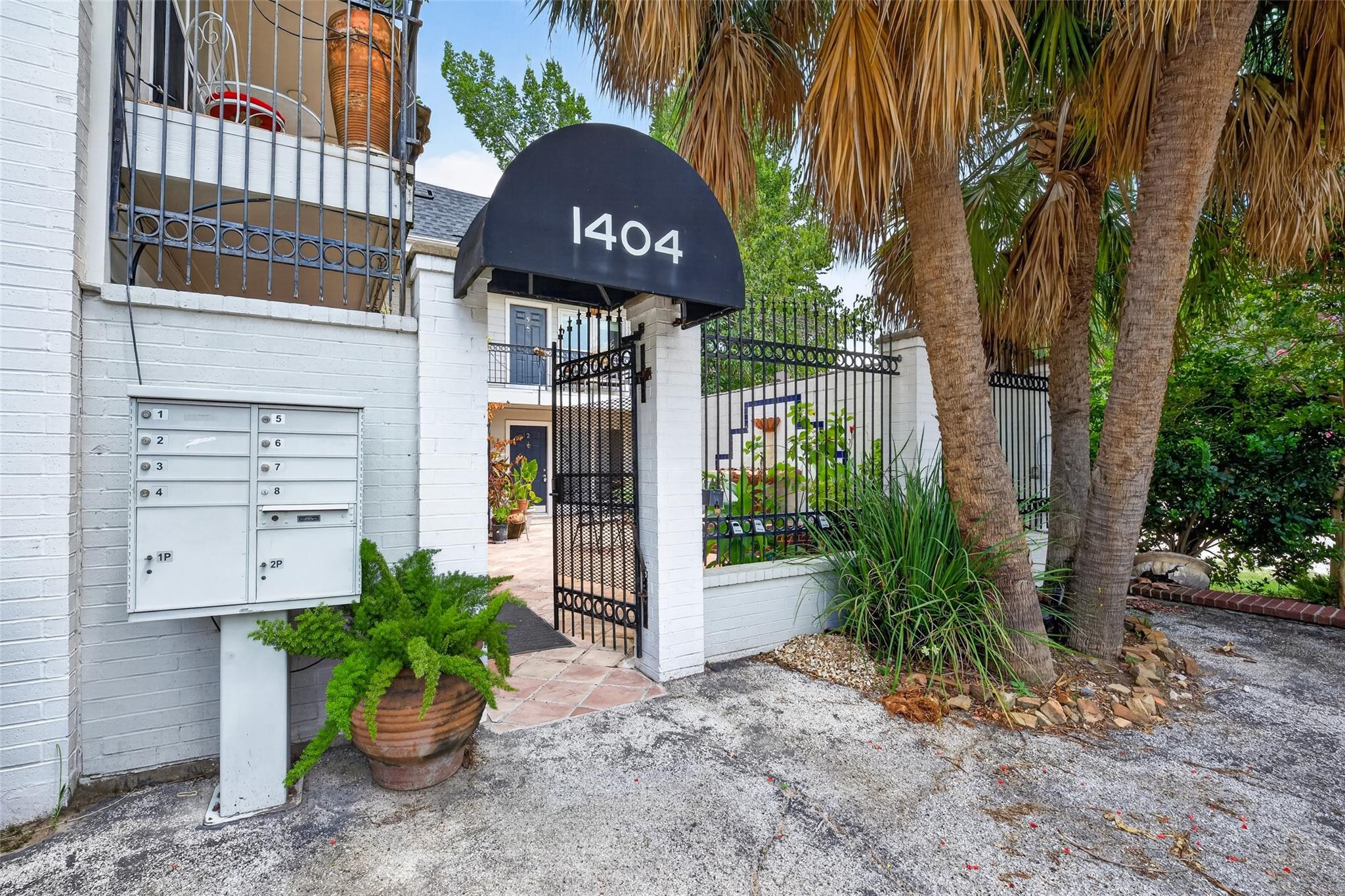 1404 Welch Street # 7
