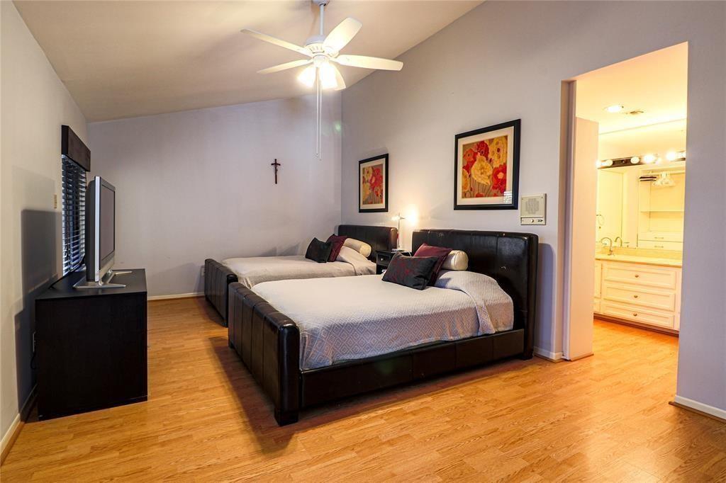 4724 Post Oak Timber Drive Unit: 8/65