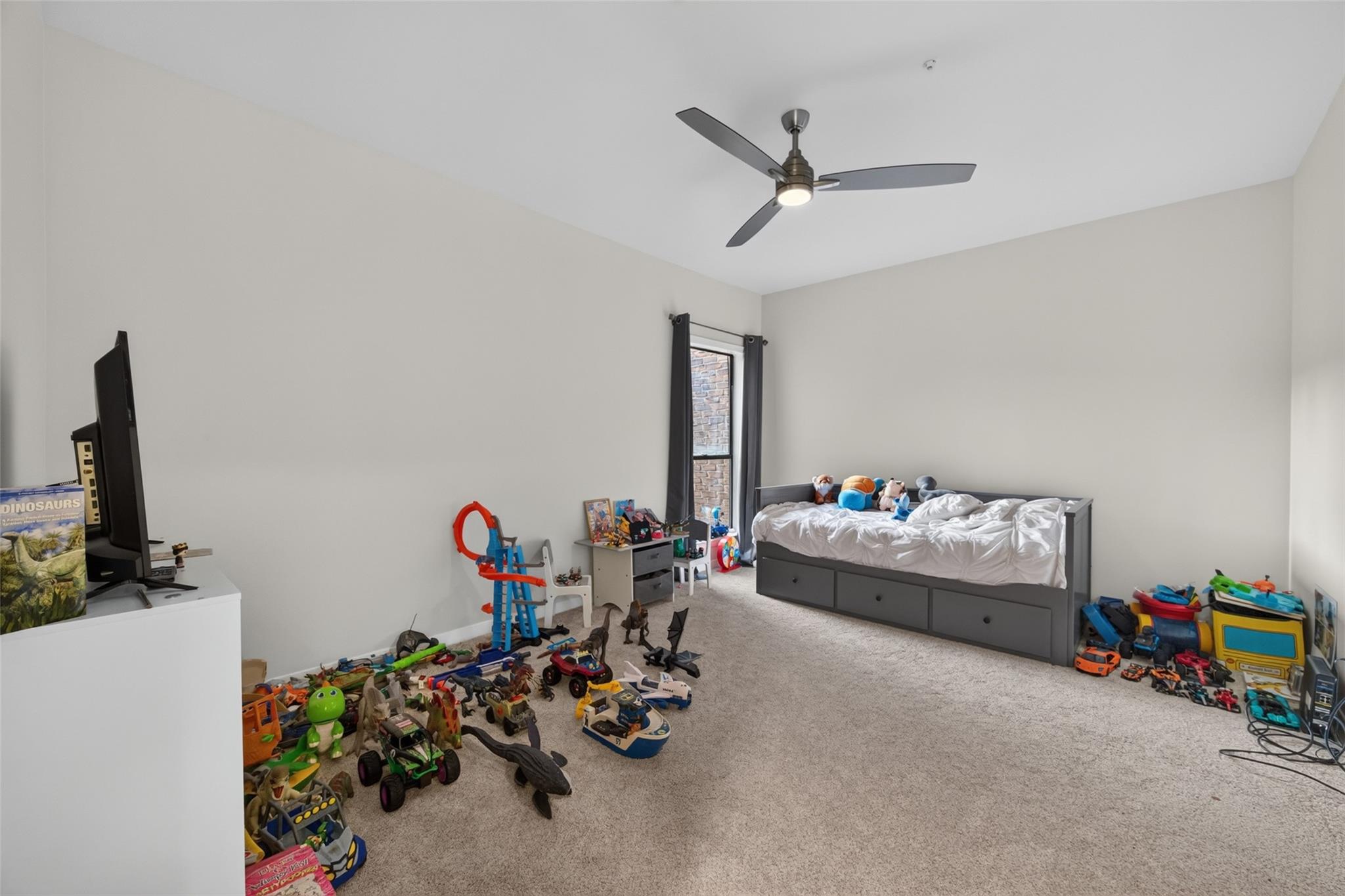 6000 Sugar Hill Drive # 17