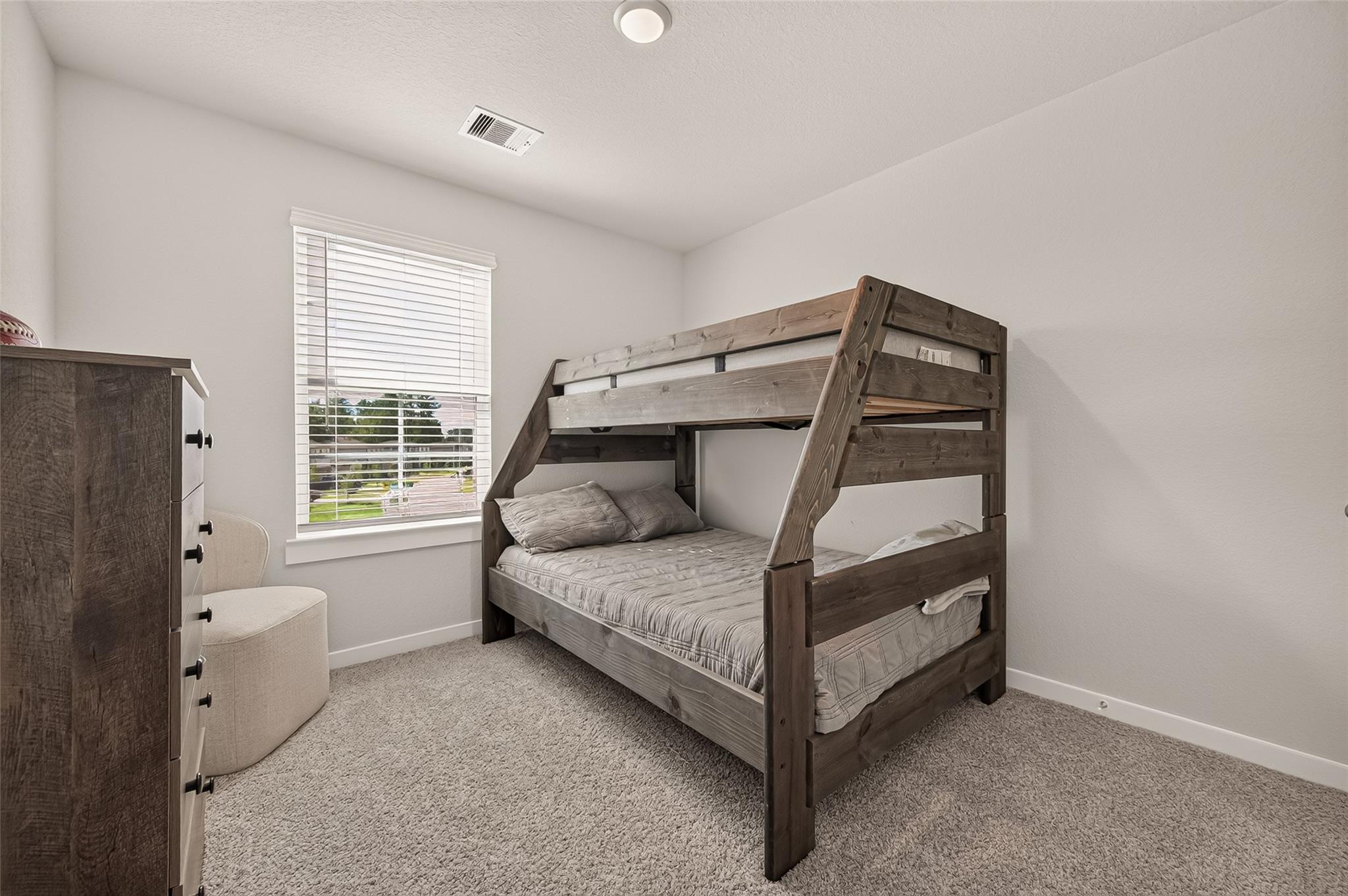 8522 Blueberry Ash Street