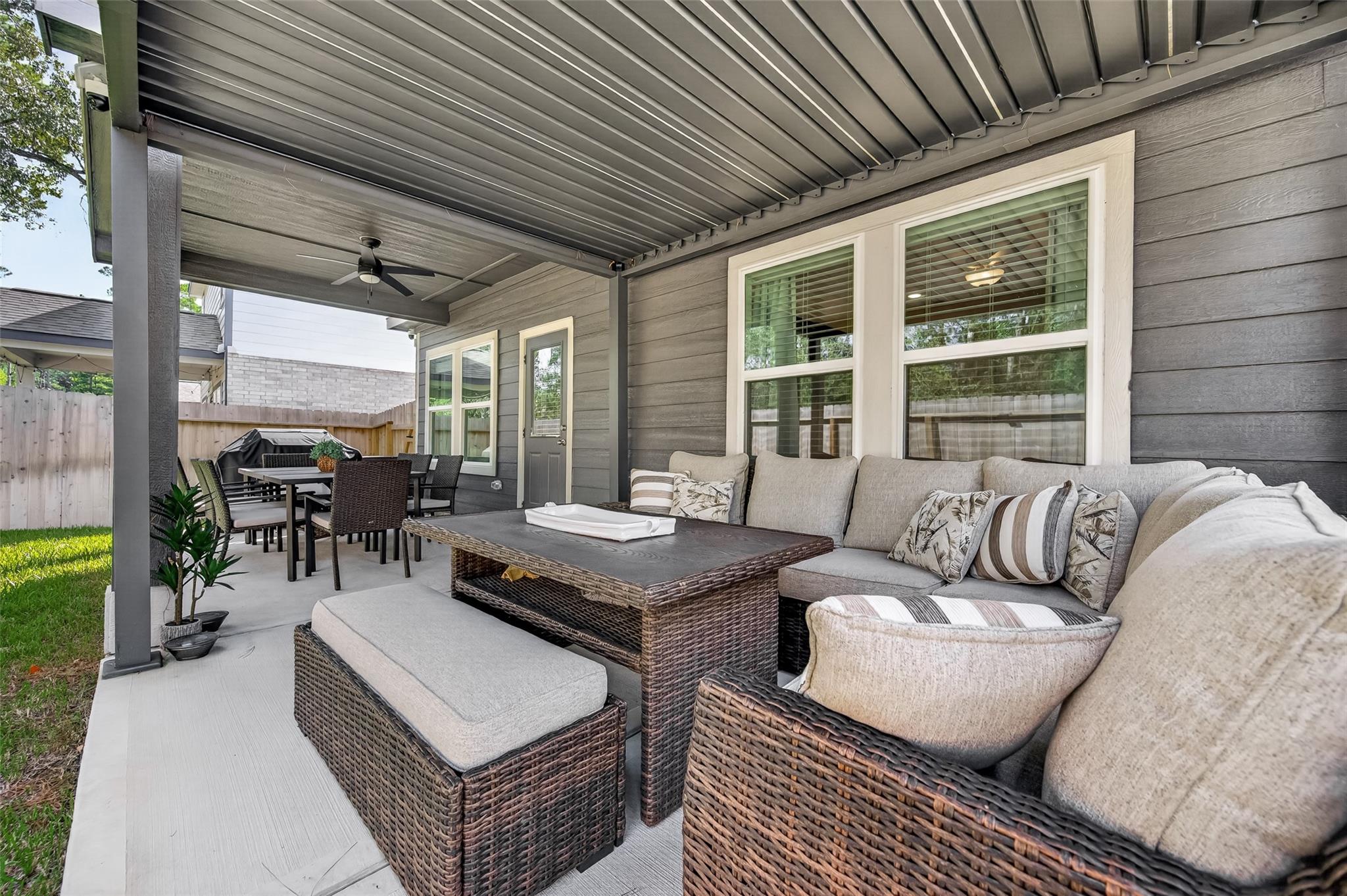 8522 Blueberry Ash Street