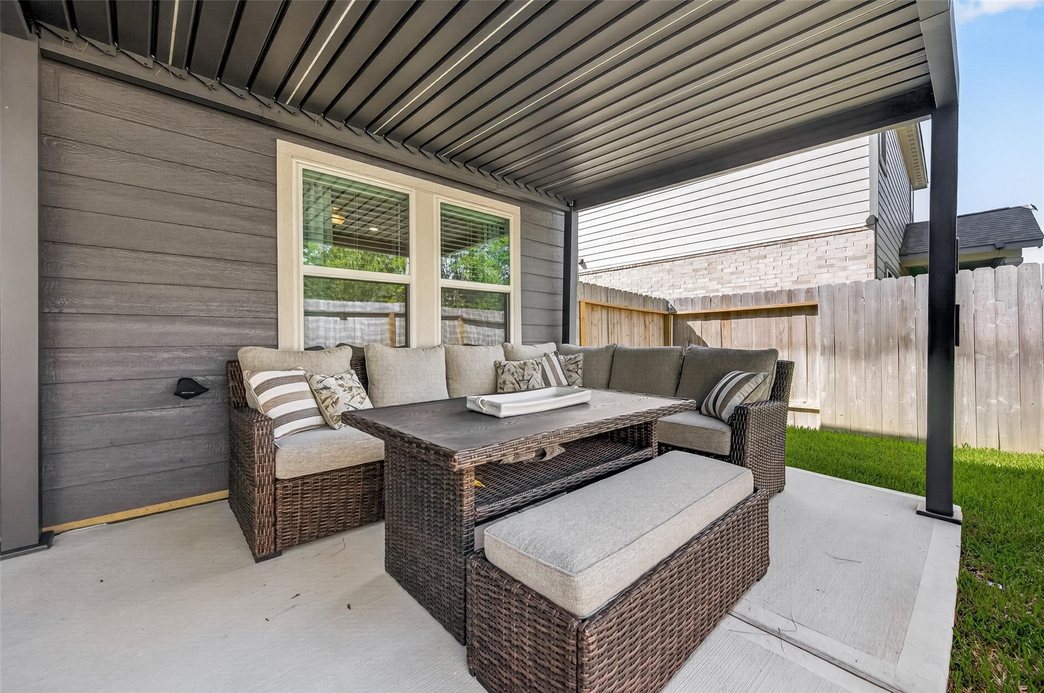 8522 Blueberry Ash Street