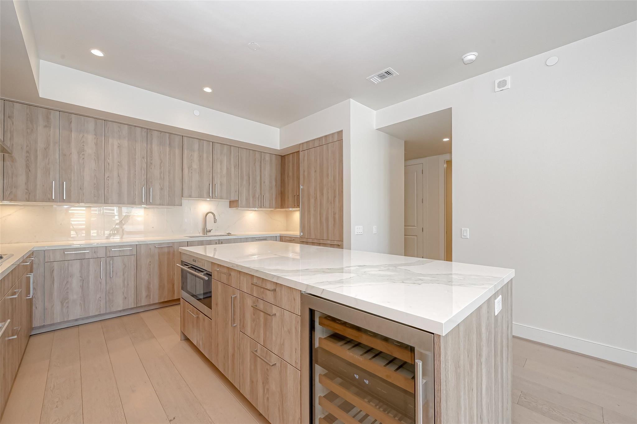 2047 Westcreek Lane # 801