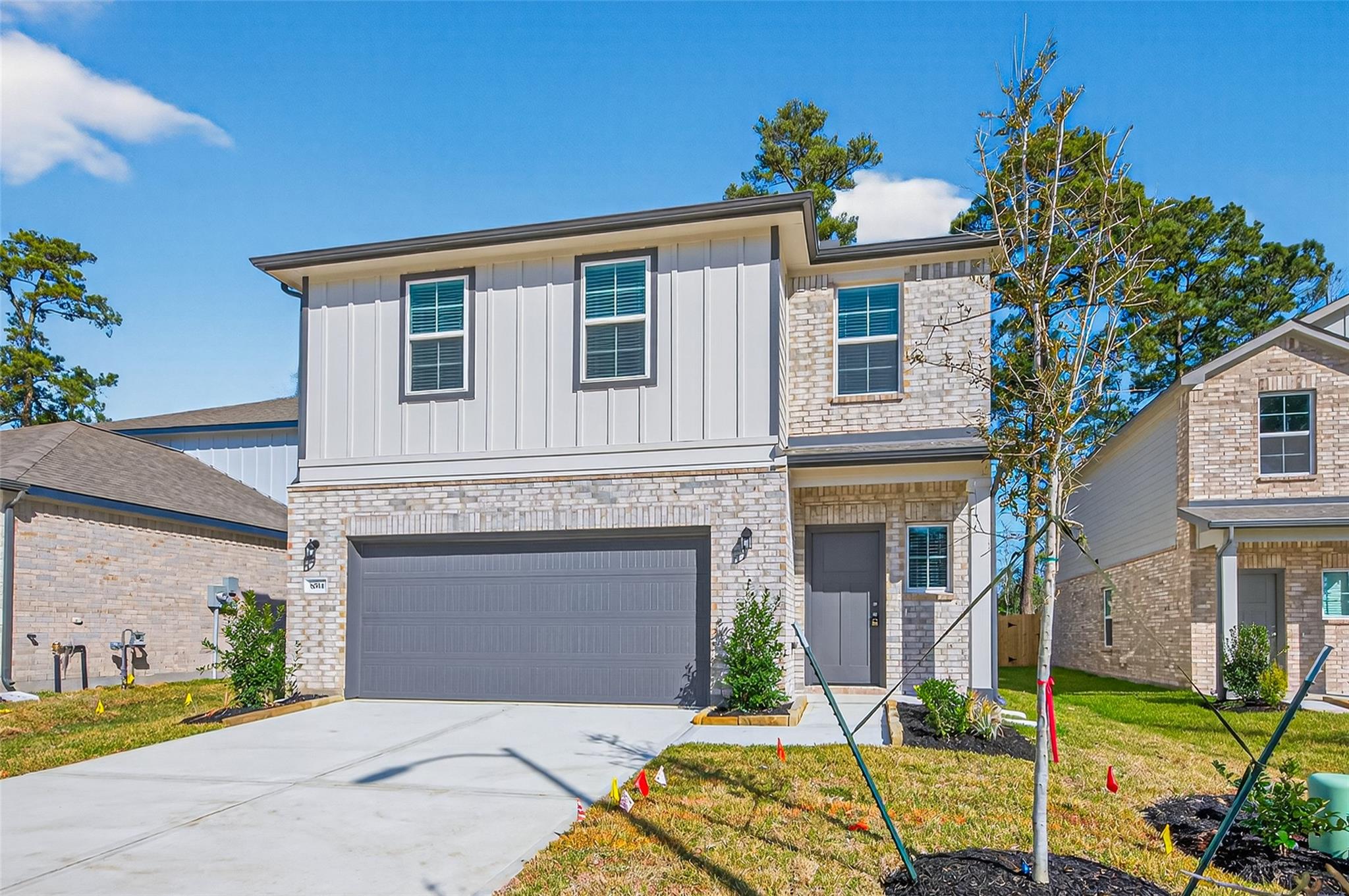 8514 Blueberry Ash Street