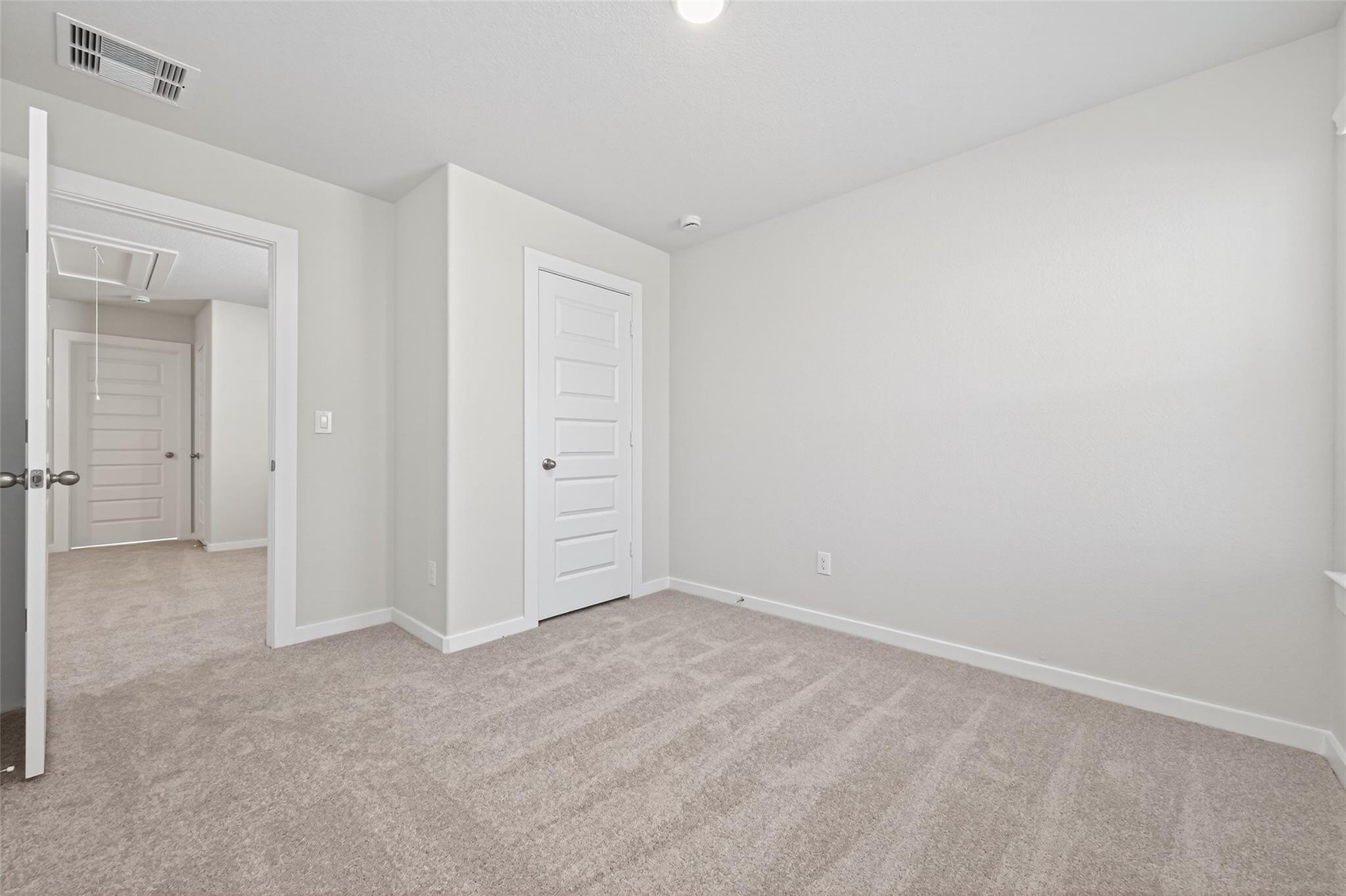 8514 Blueberry Ash Street