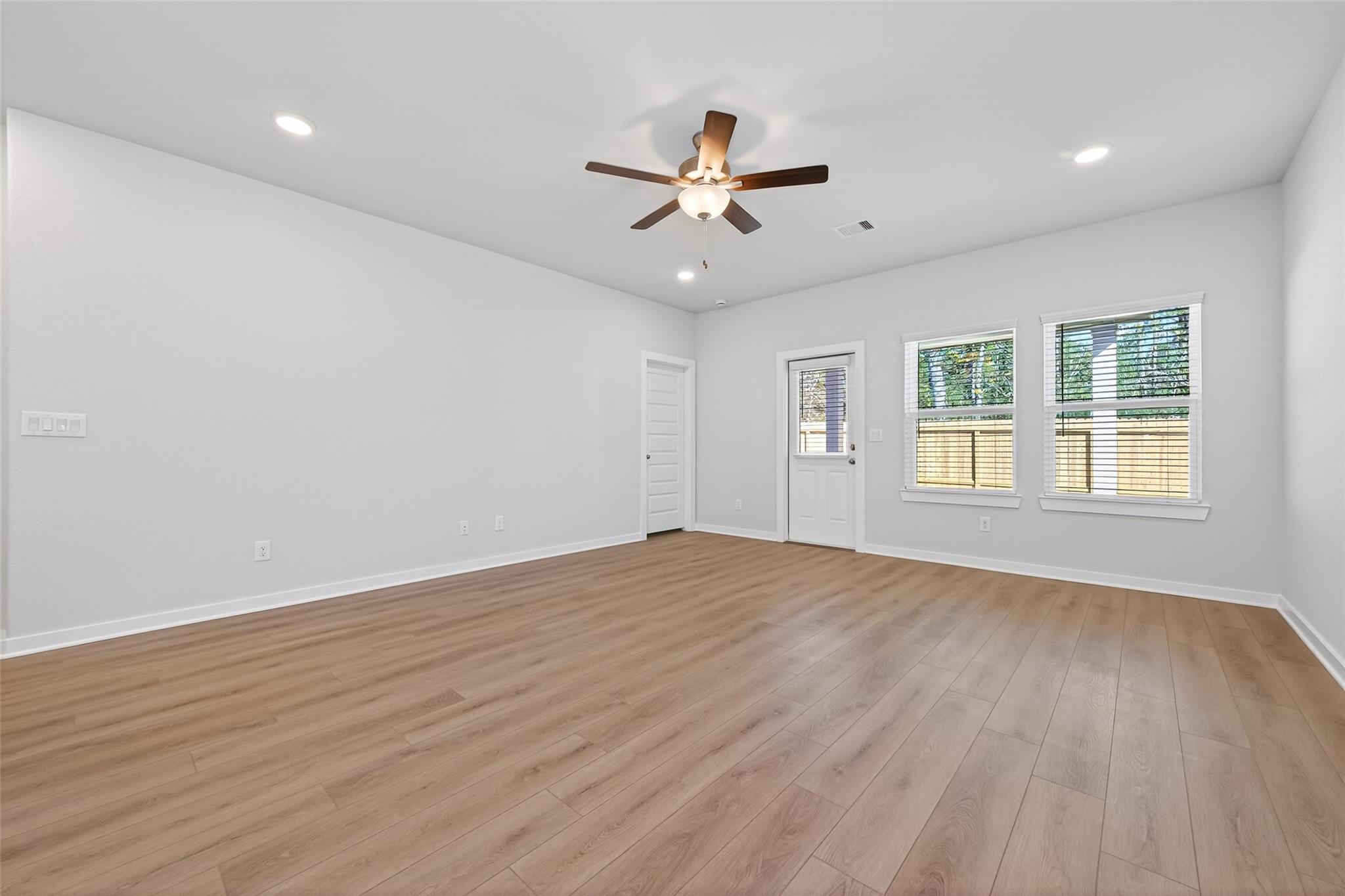 8514 Blueberry Ash Street