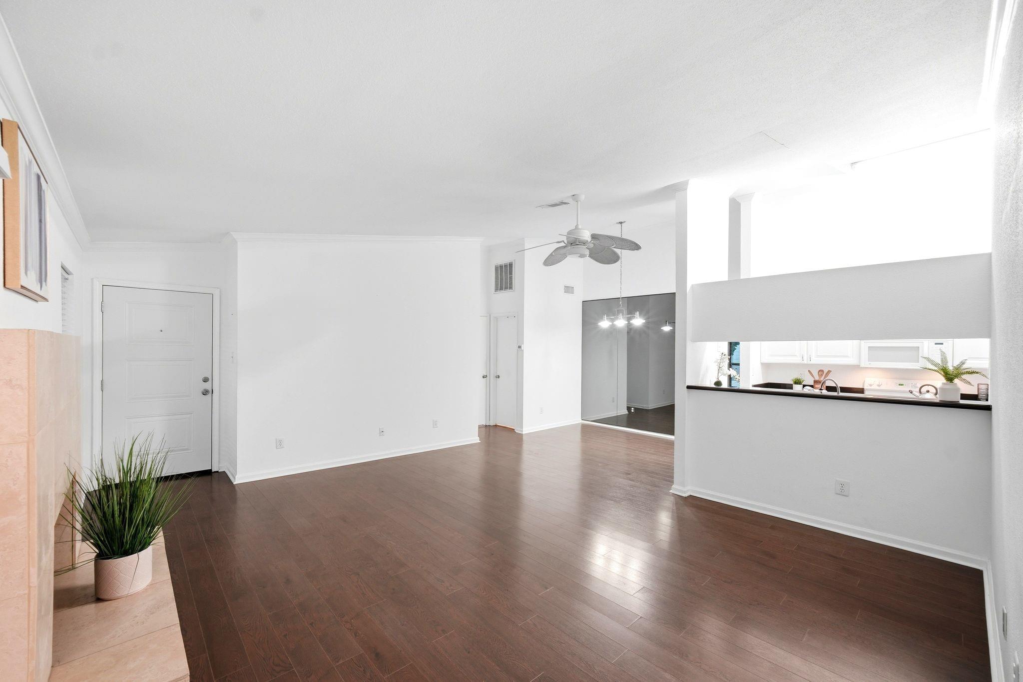 2425 Augusta Drive # 22