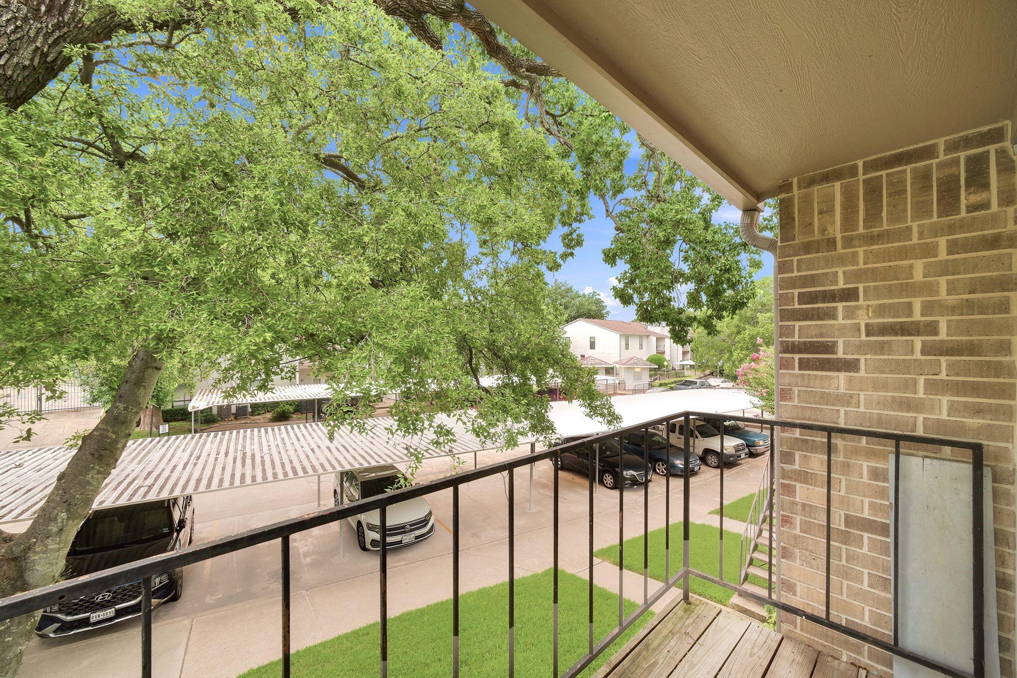 2425 Augusta Drive # 22