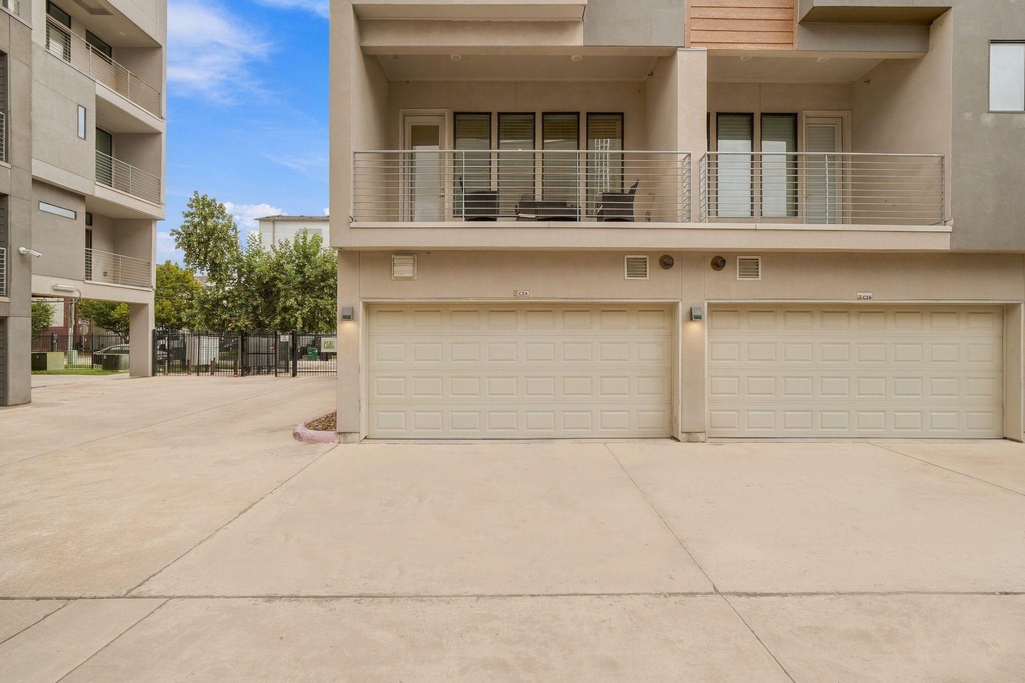 2401 Crawford Street Unit: C2A
