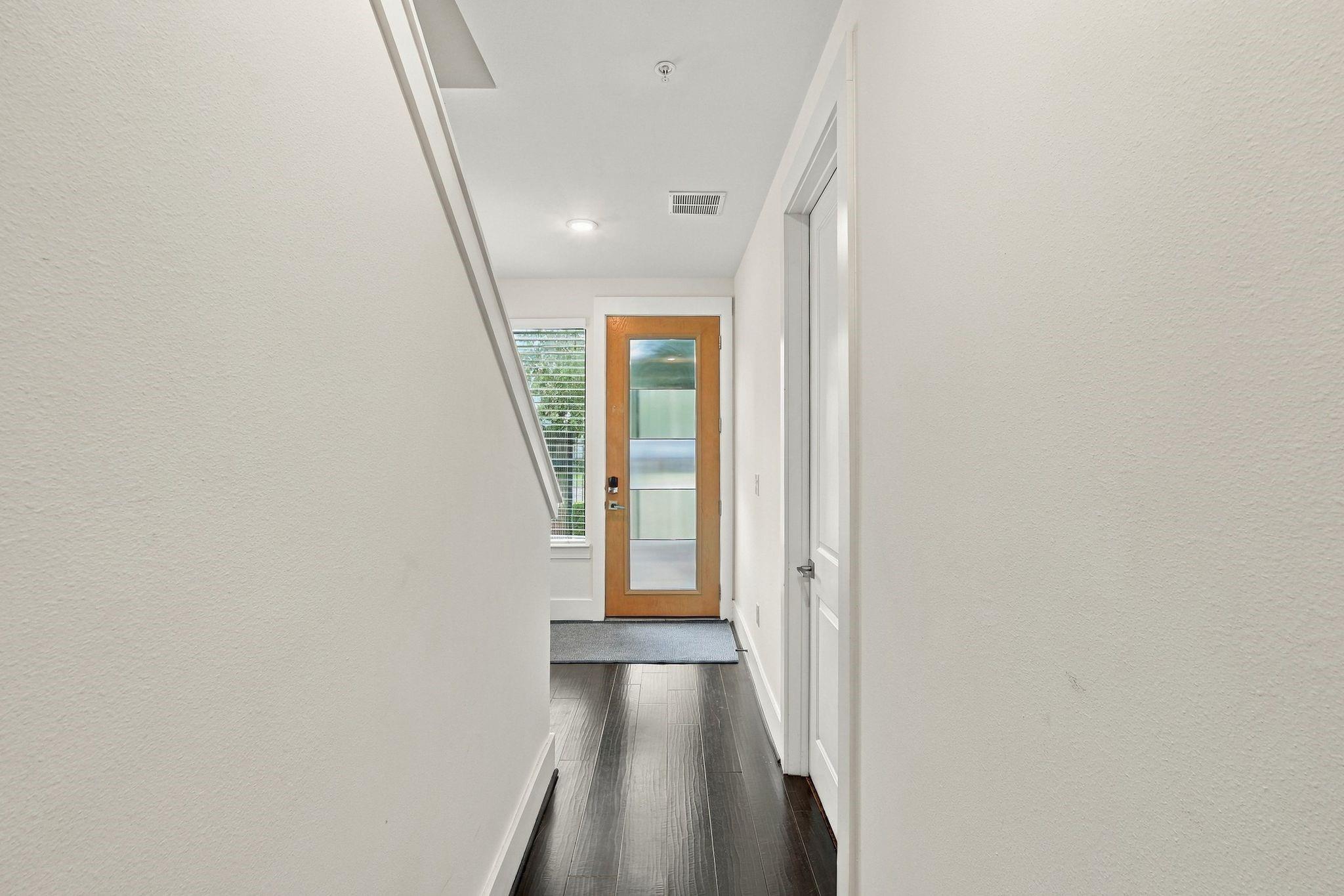 2401 Crawford Street Unit: C2A
