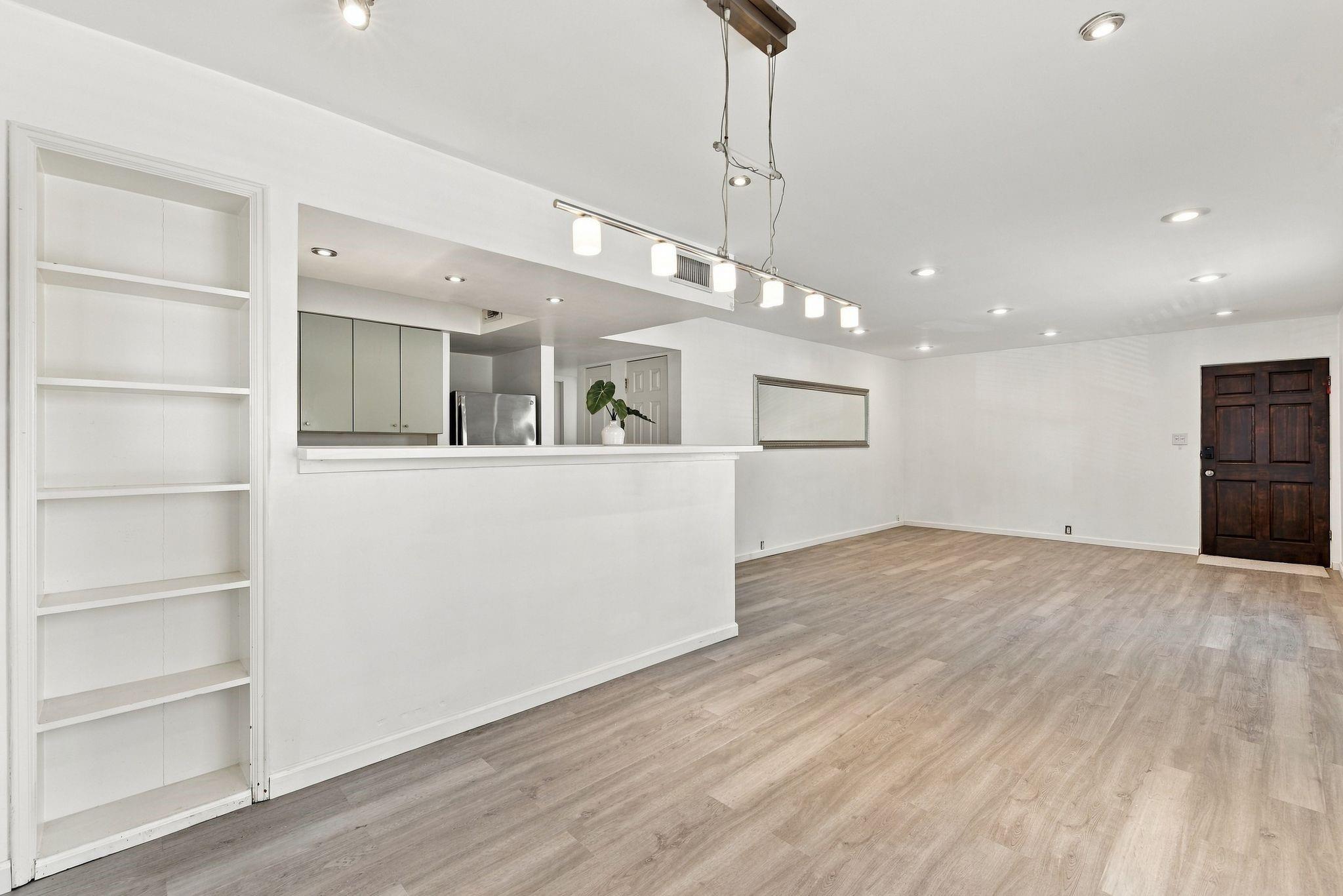 5863 Inwood Drive # 4