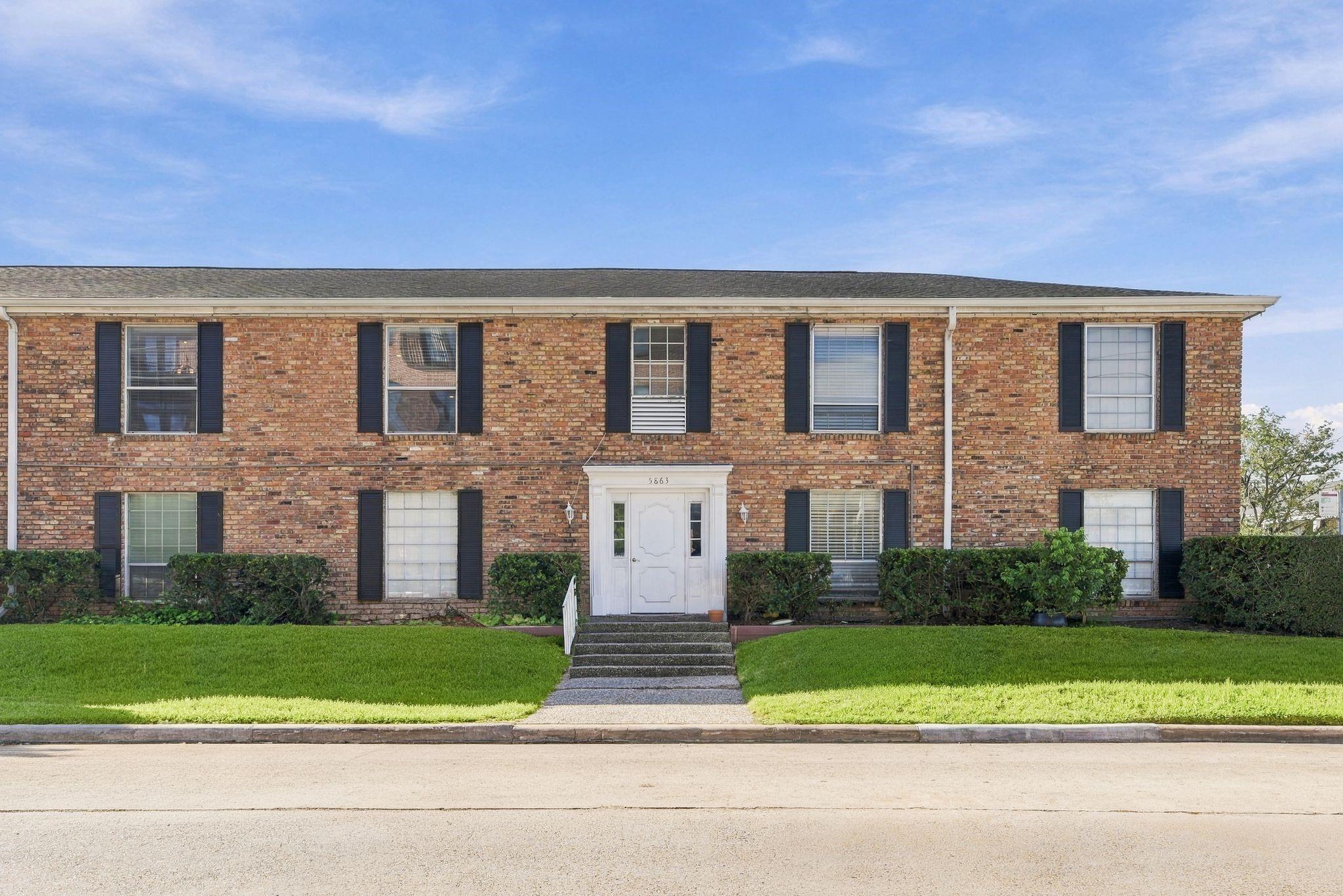 5863 Inwood Drive # 4