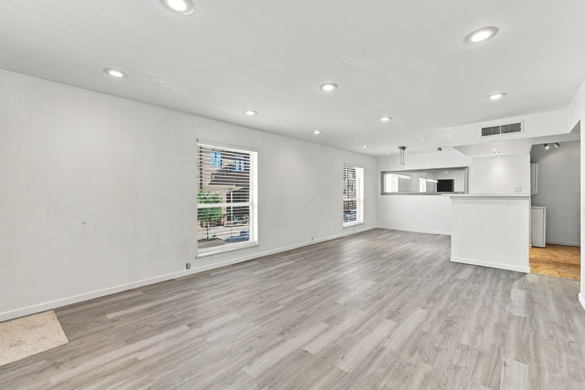 5863 Inwood Drive # 4