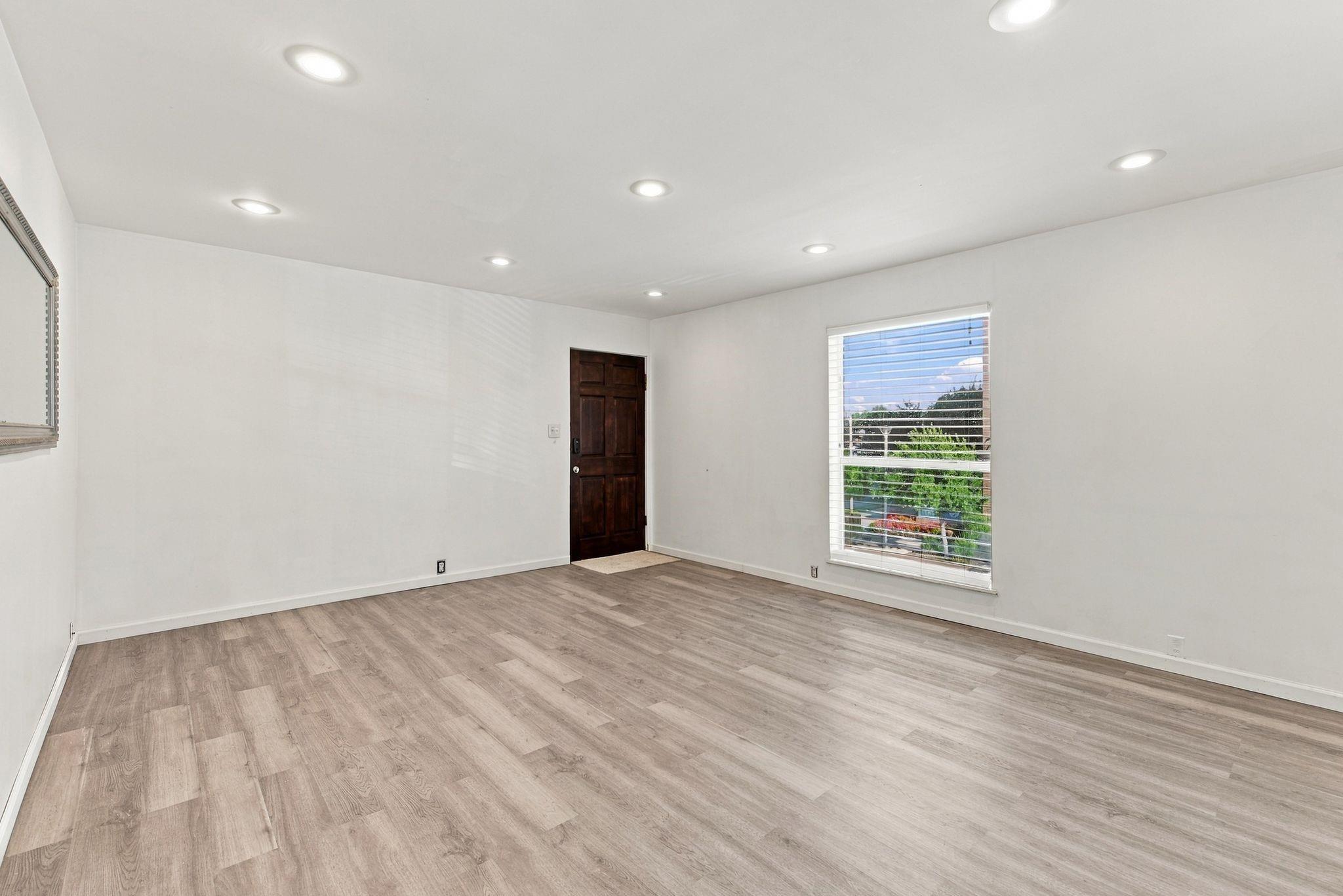 5863 Inwood Drive # 4