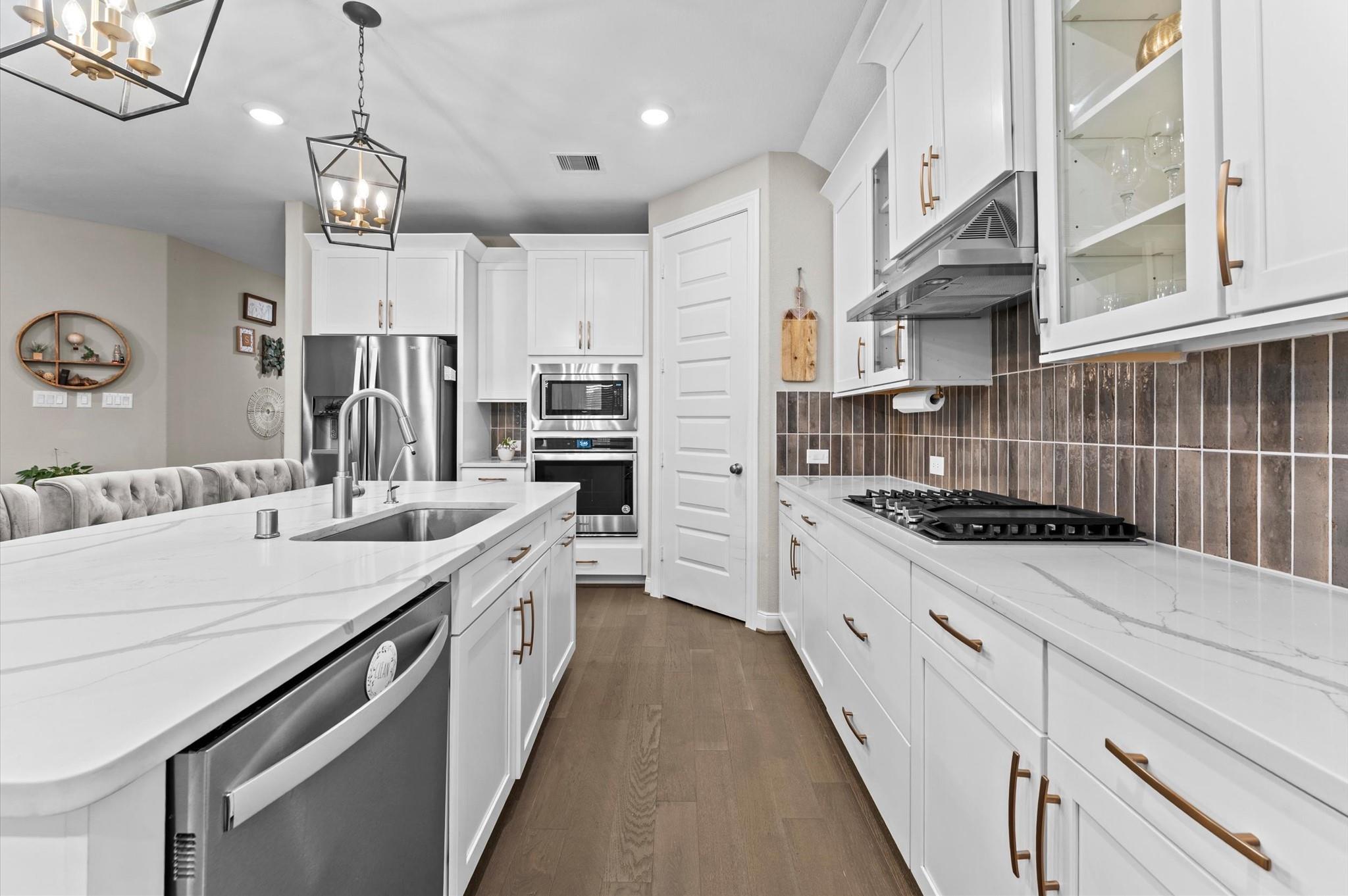 2185 Woodland Pine Drive