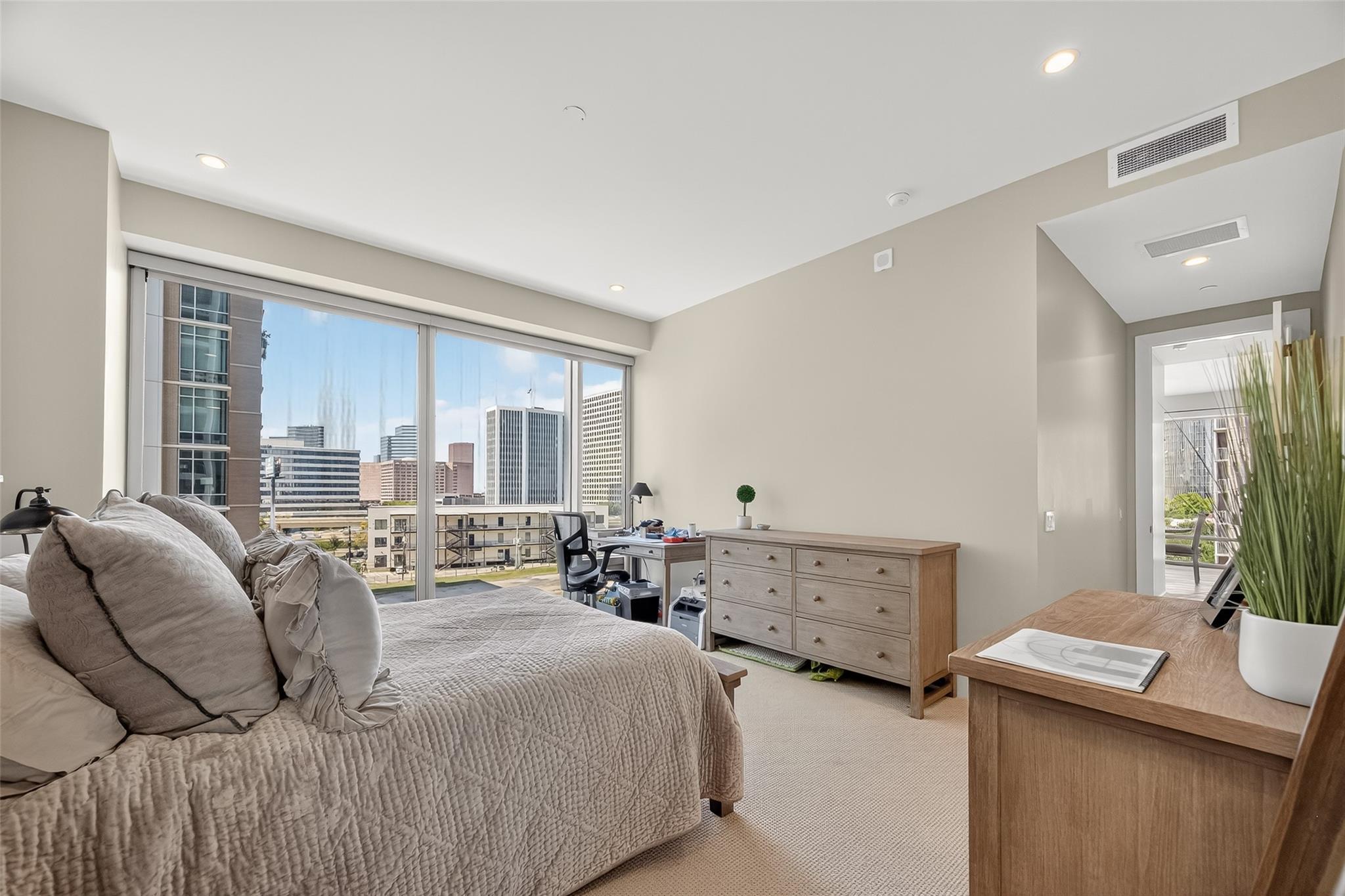 2047 Westcreek Lane # 608