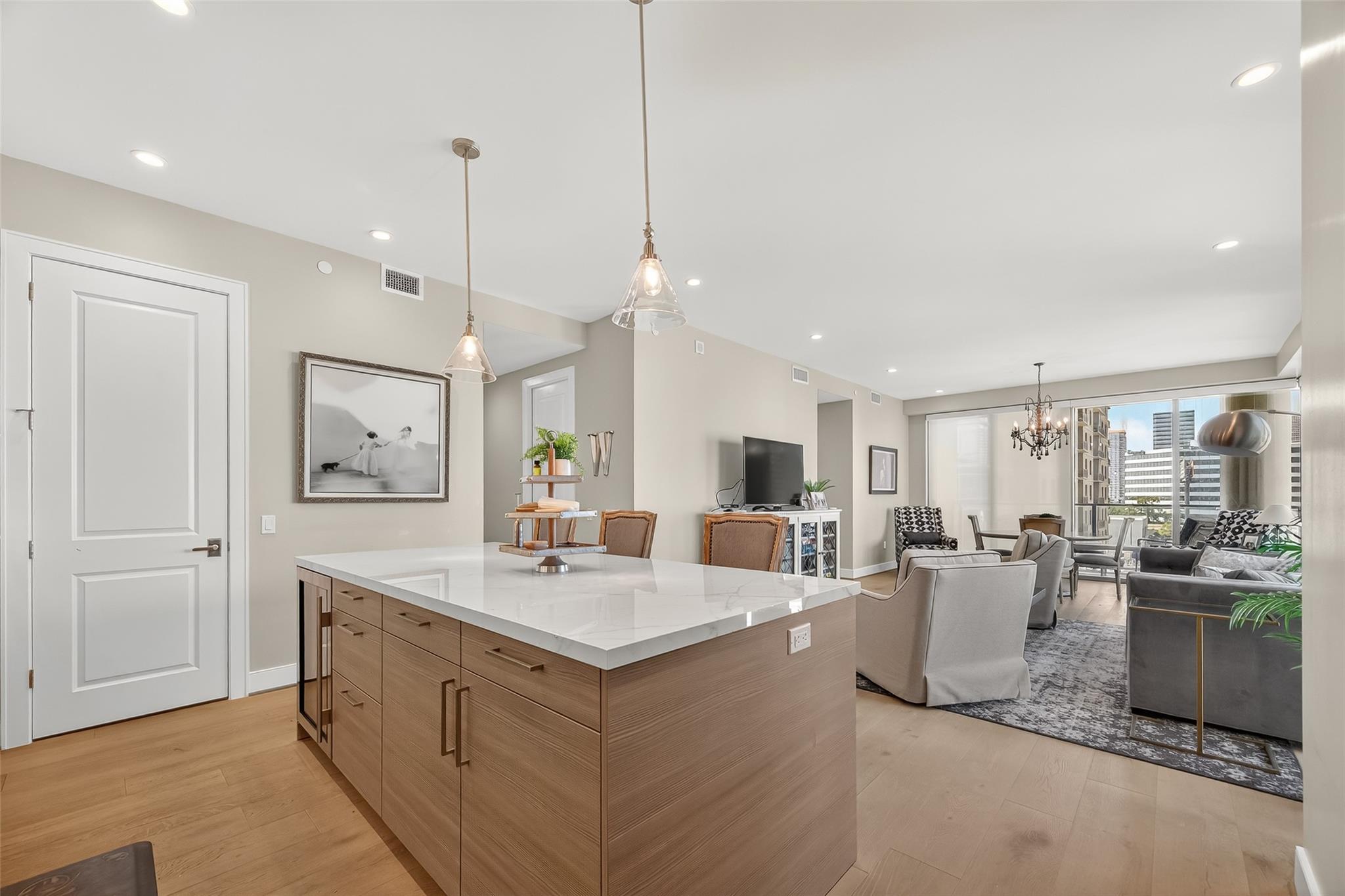 2047 Westcreek Lane # 608