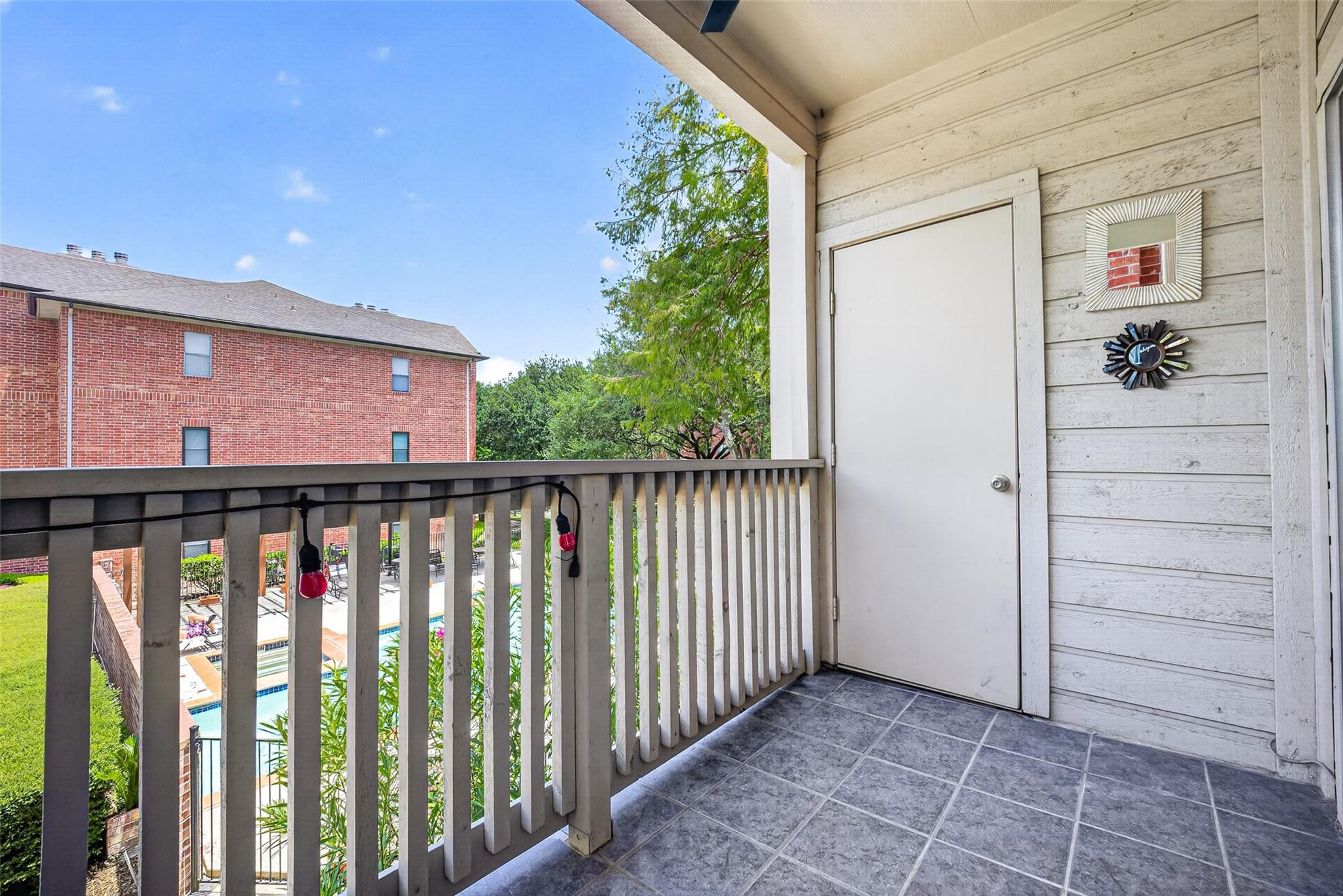 4041 Drake Street # 102