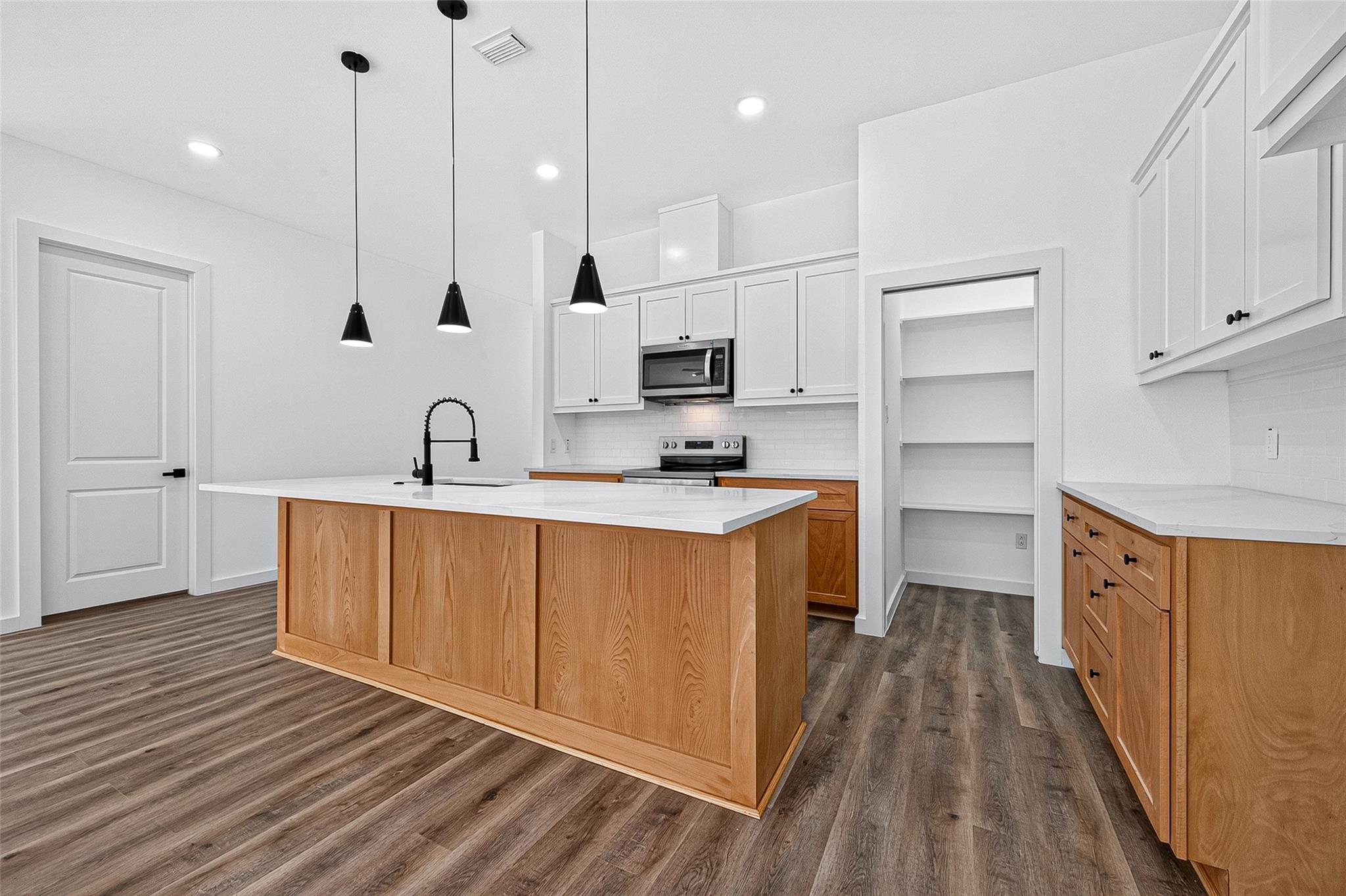 115 Capetown Lane