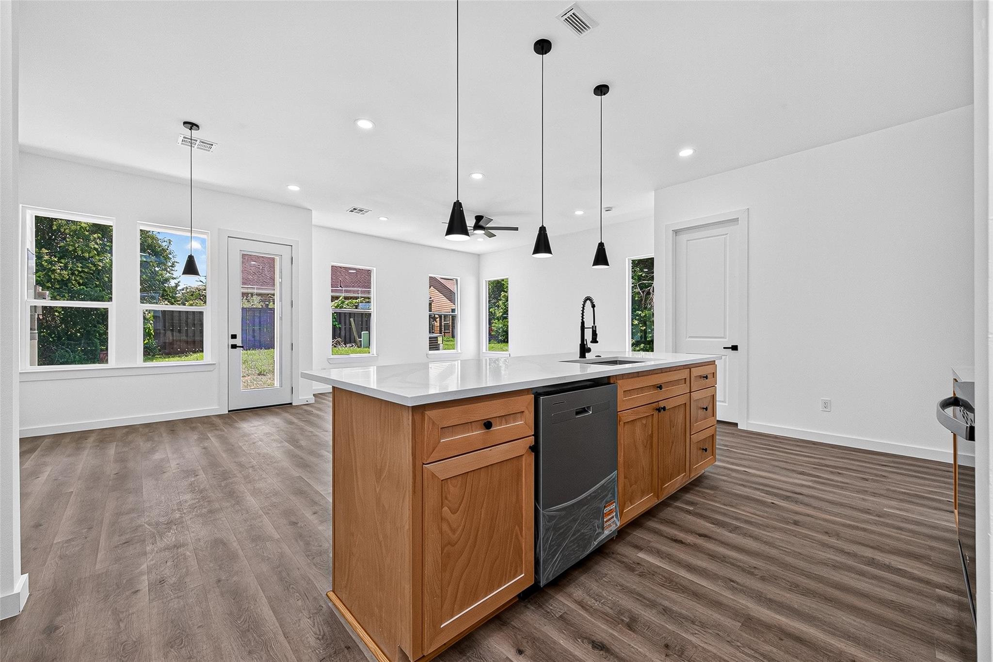 115 Capetown Lane