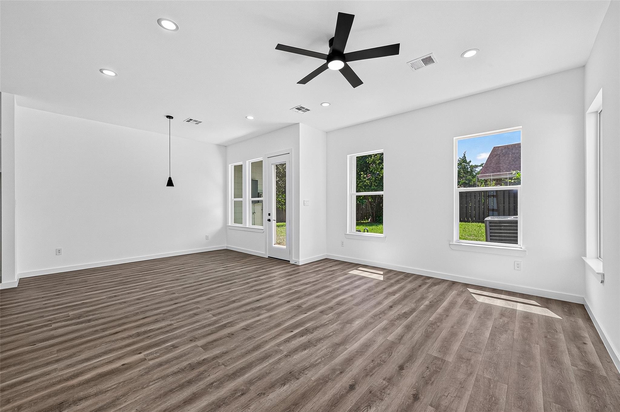 115 Capetown Lane