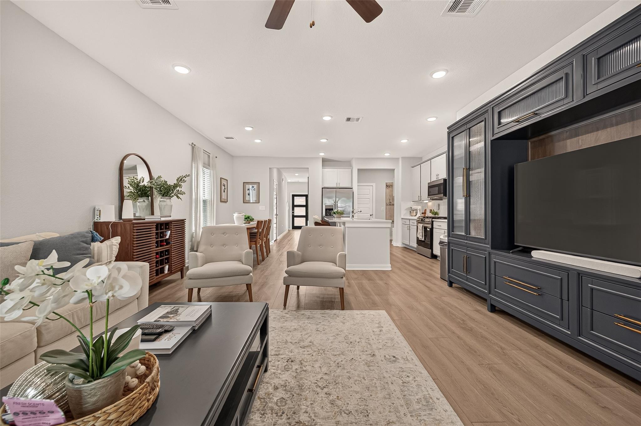 8522 Blueberry Ash Street