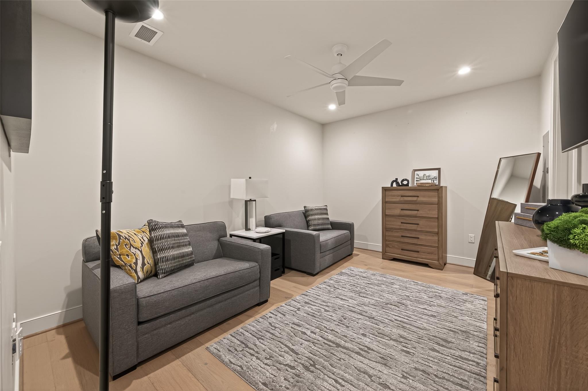 2047 Westcreek Lane # 601