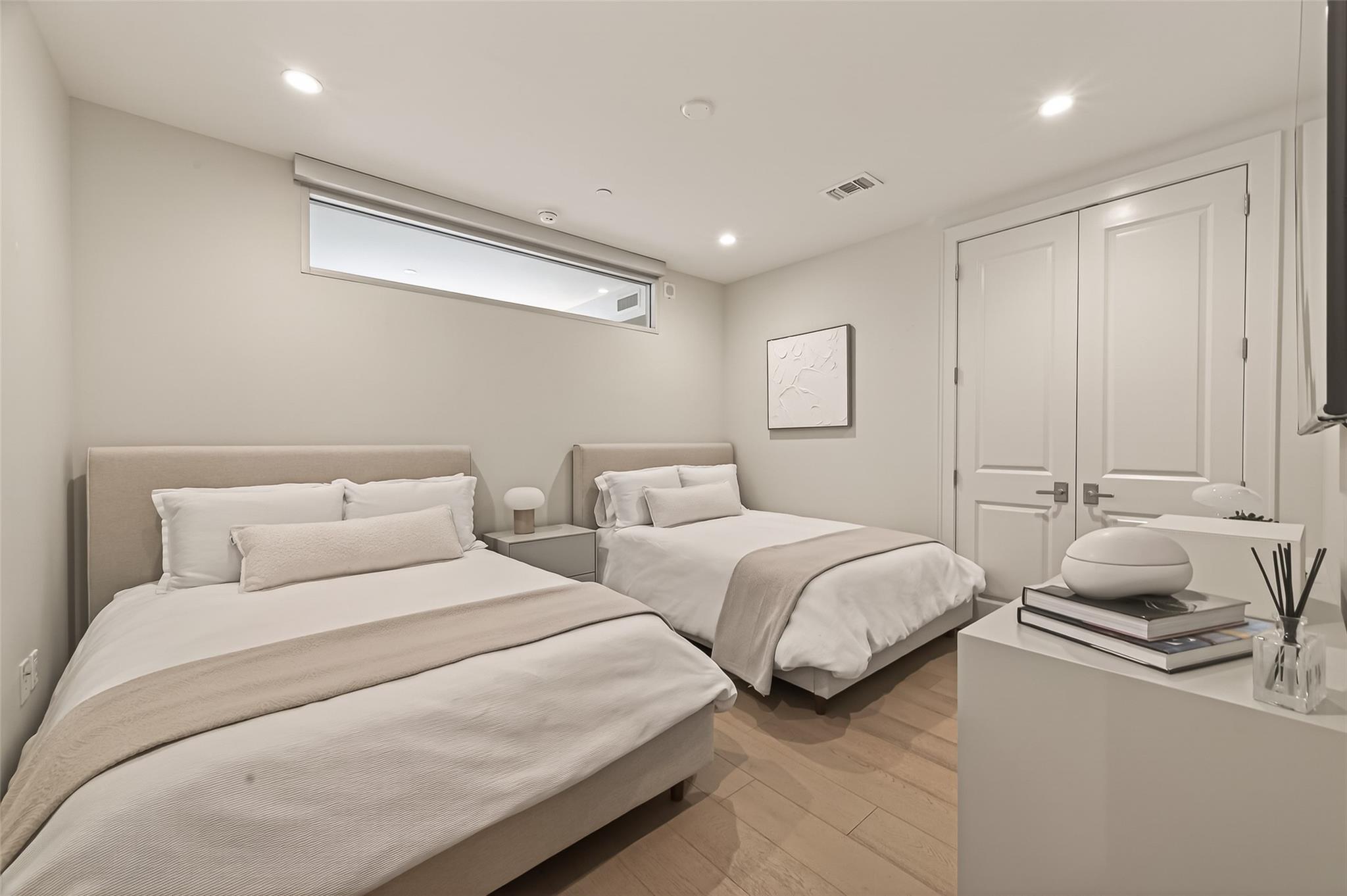 2047 Westcreek Lane # 601