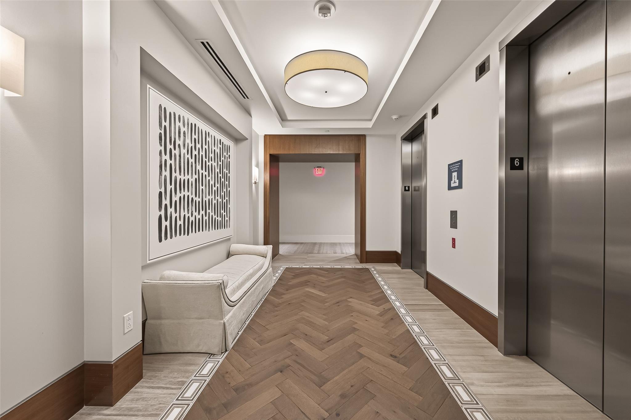 2047 Westcreek Lane # 601