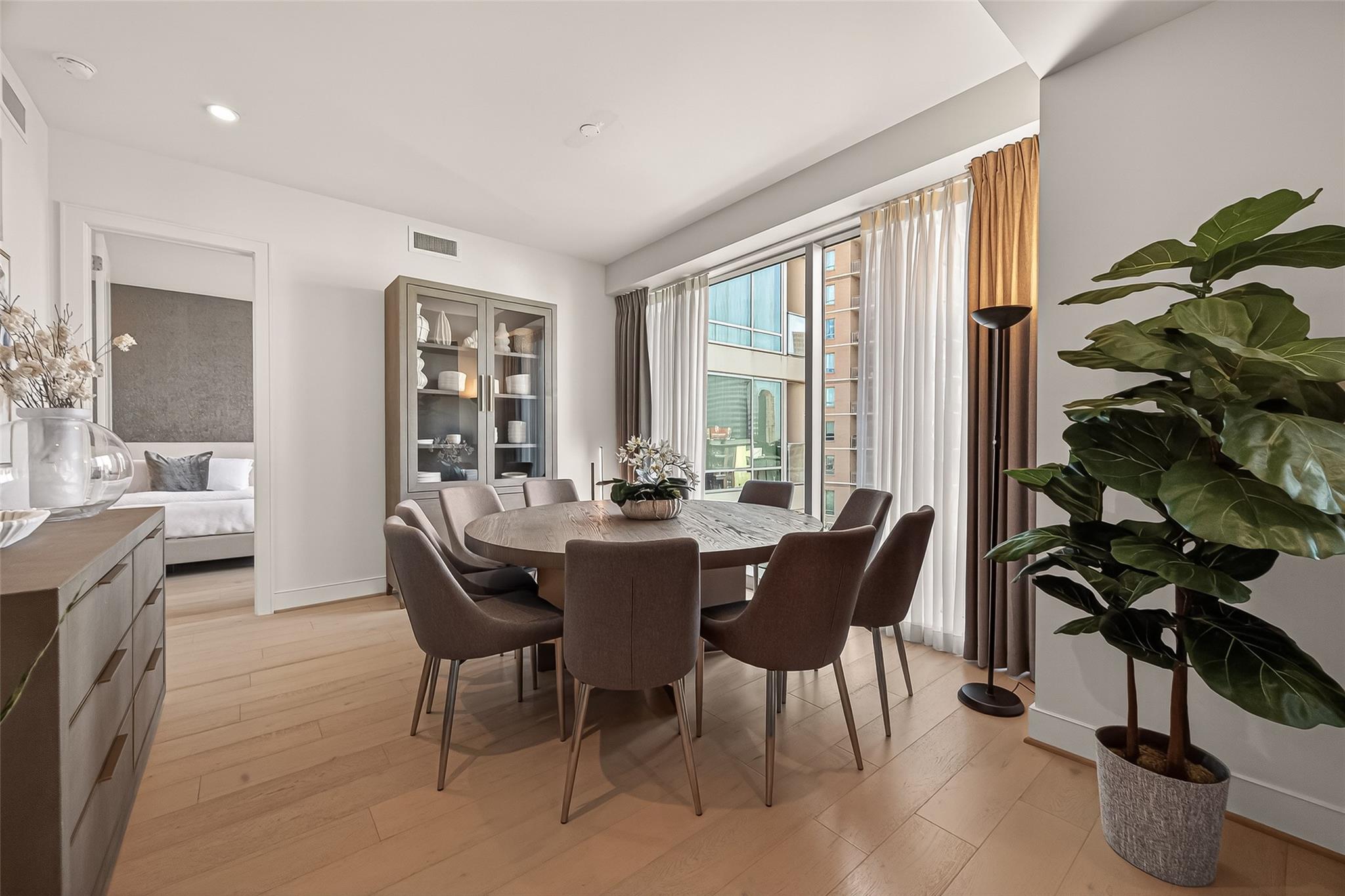 2047 Westcreek Lane # 601