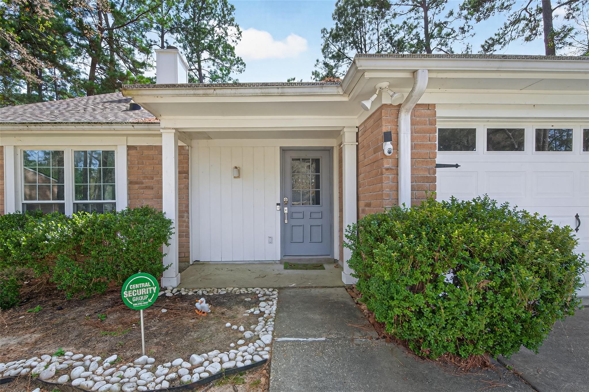 35 Sheep Meadow Place