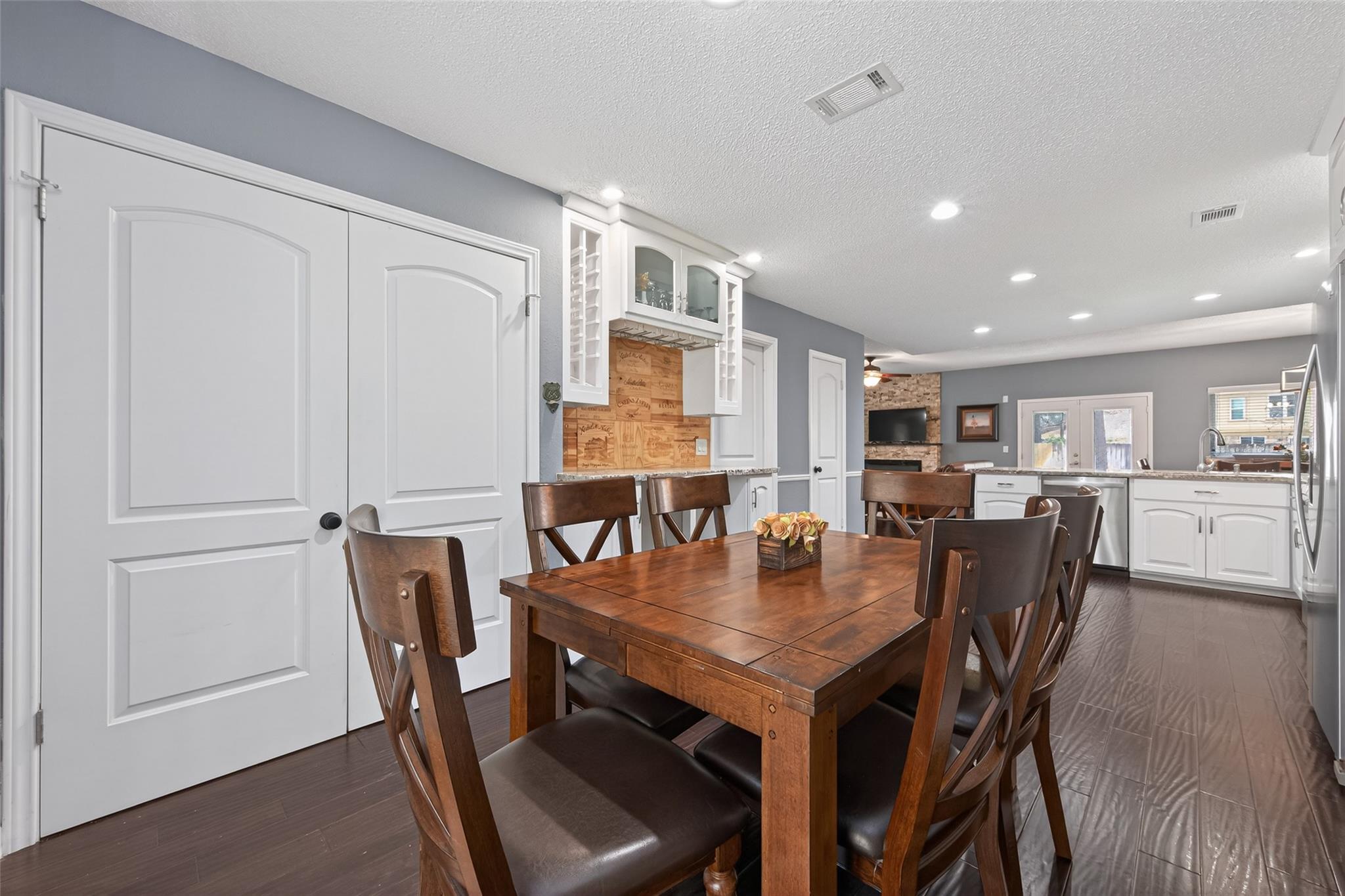 35 Sheep Meadow Place