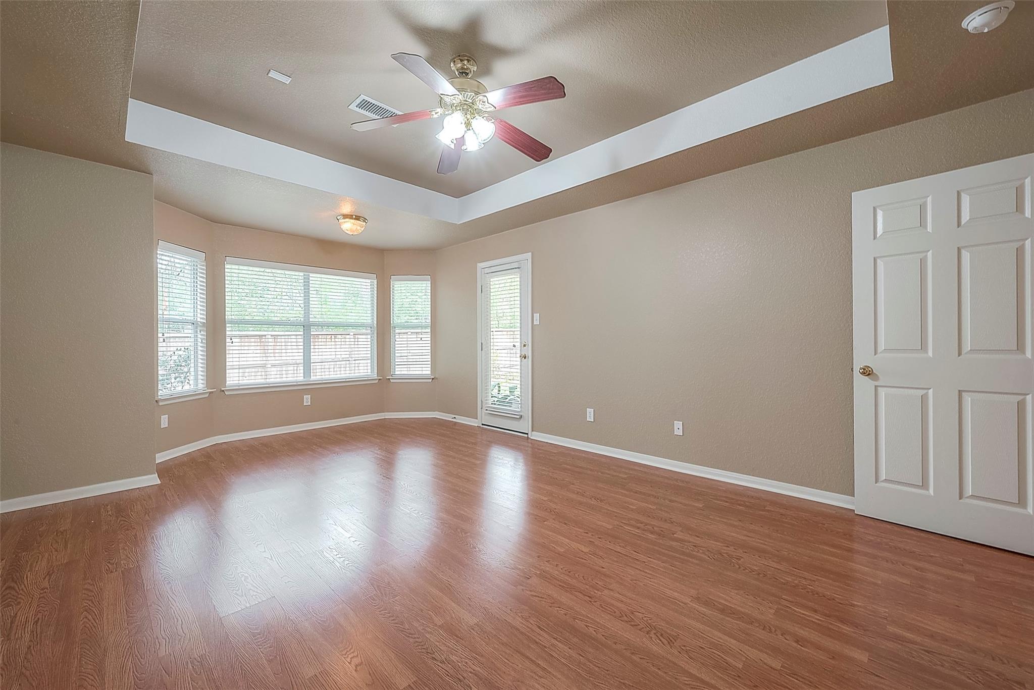 134 E Foxbriar Forest Circle