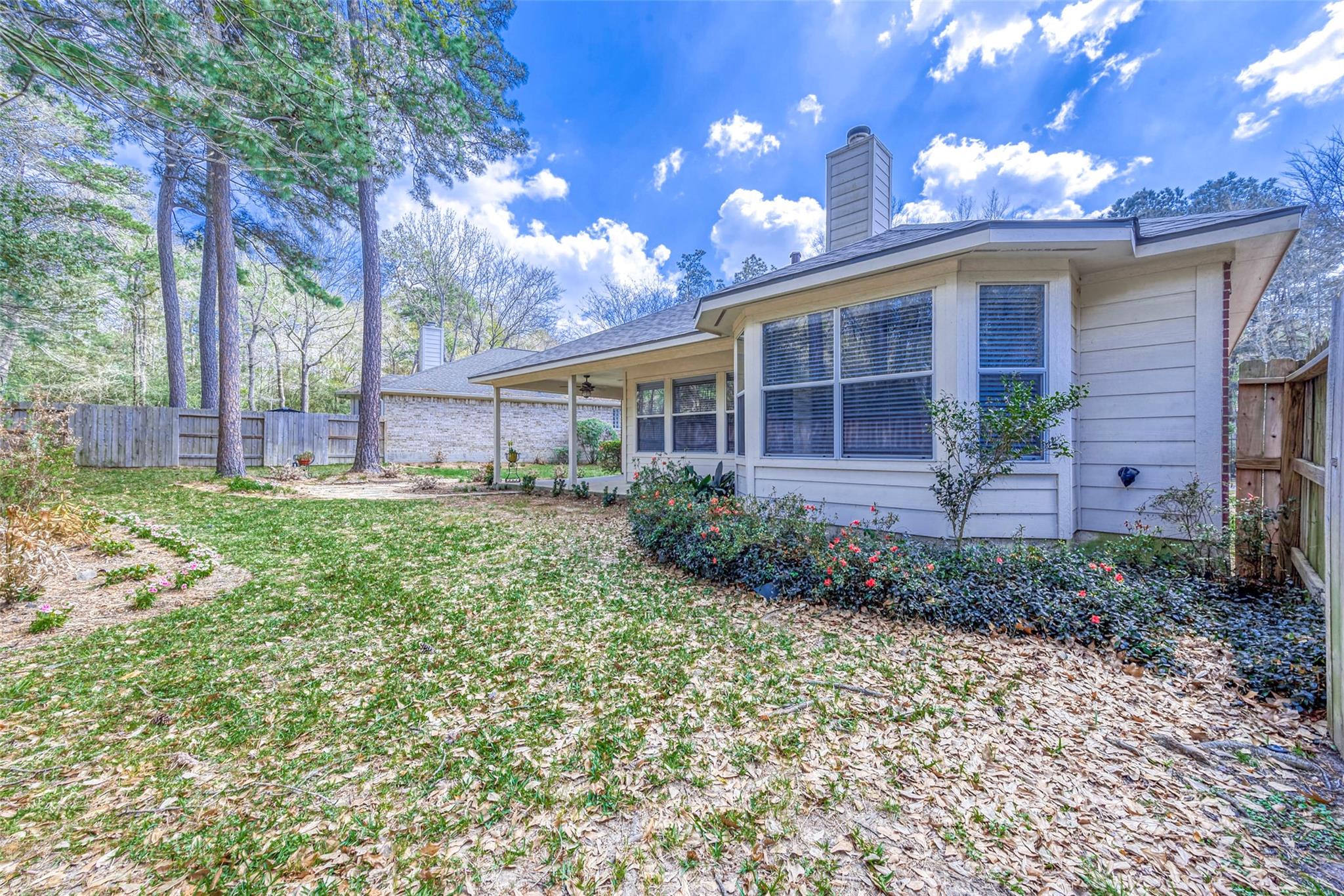 134 E Foxbriar Forest Circle