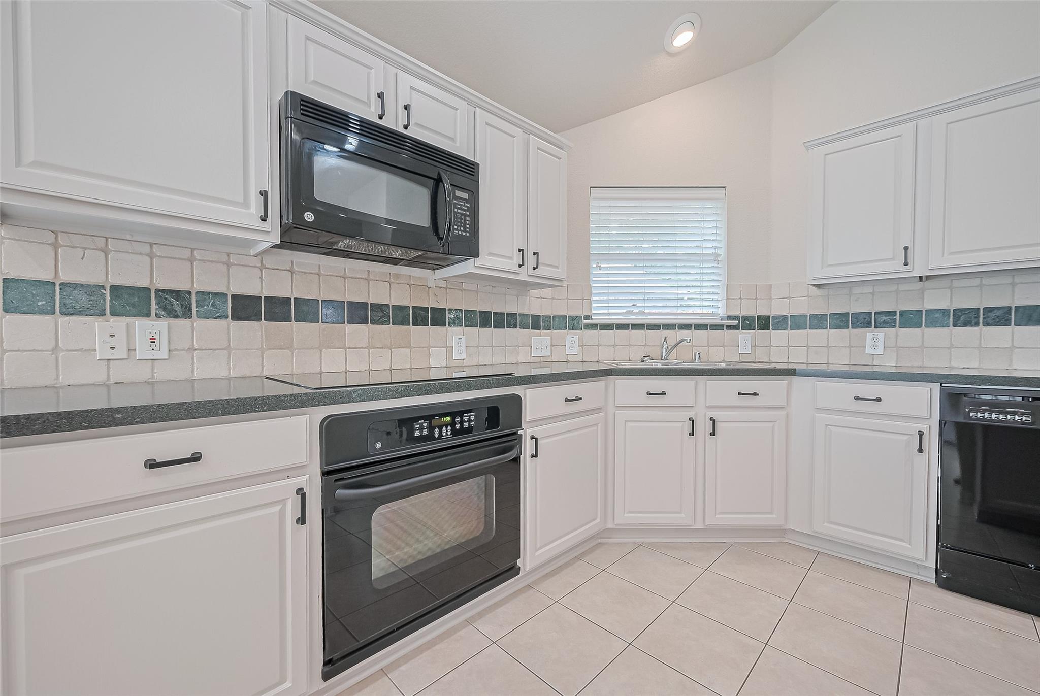 134 E Foxbriar Forest Circle