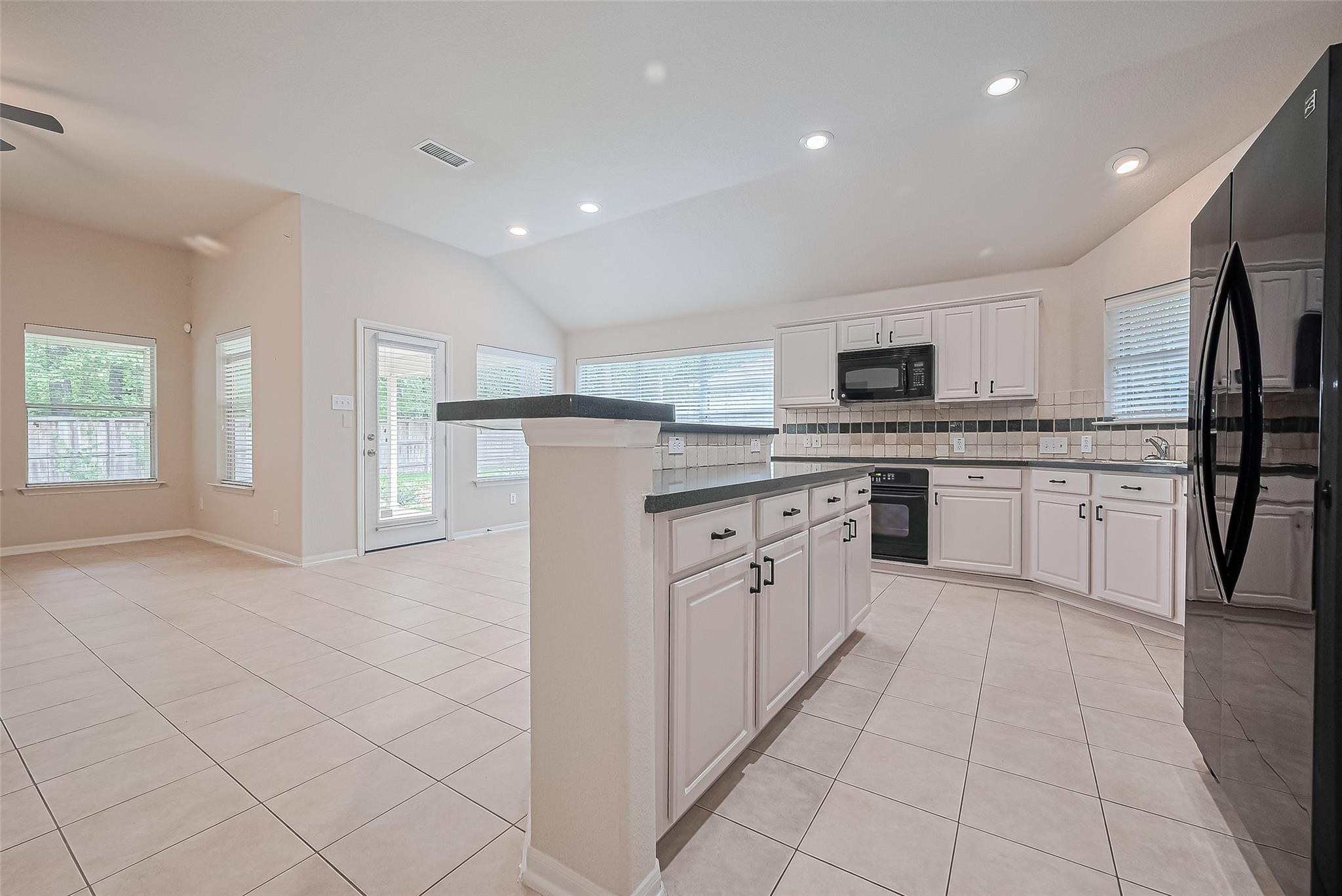 134 E Foxbriar Forest Circle