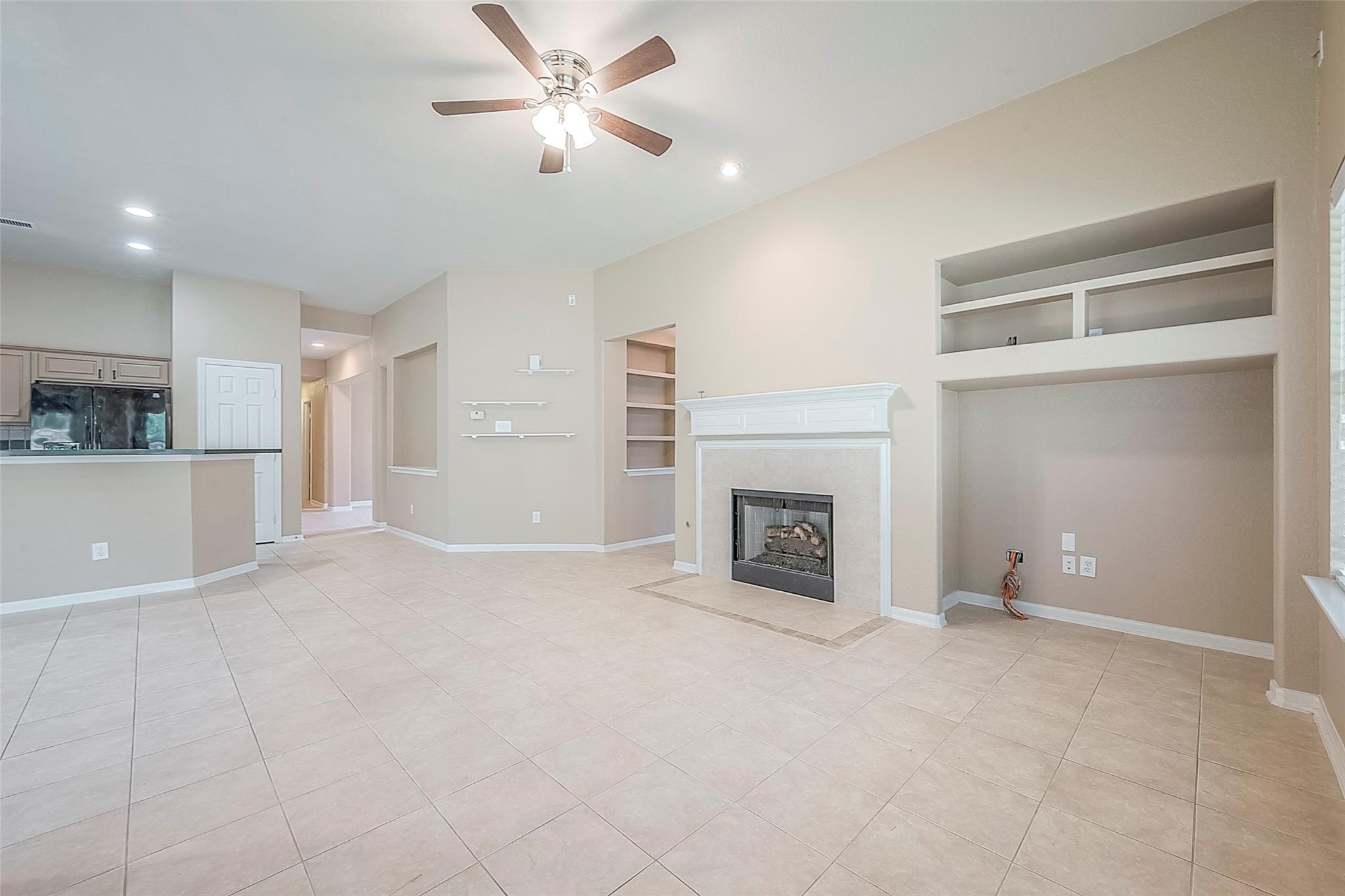 134 E Foxbriar Forest Circle